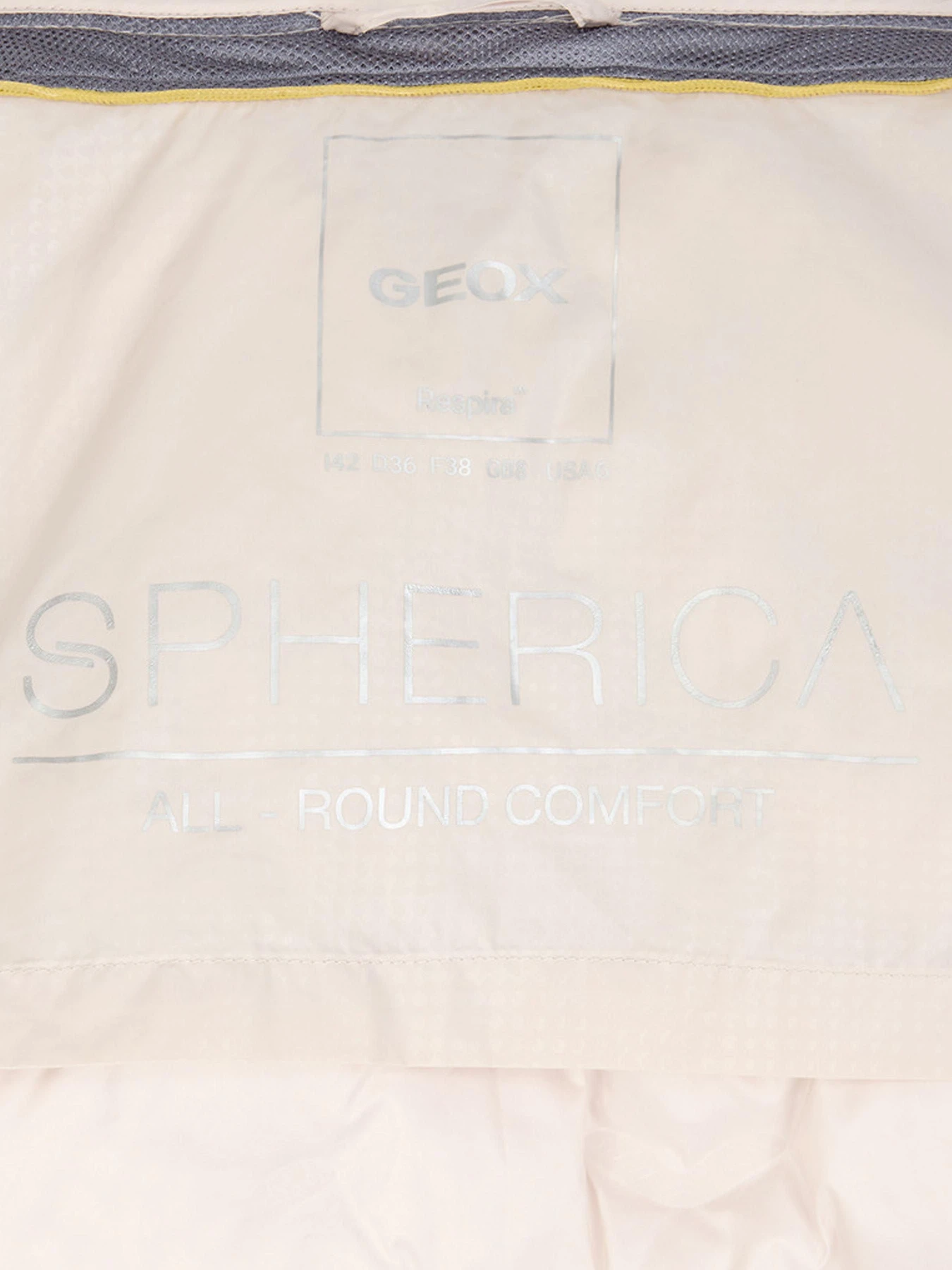 Куртки и дубленки Geox Spherica модель W5628V-T3283-F5272 Куртки и дубленки Geox Spherica модель W5628V-T3283-F5272 Фото