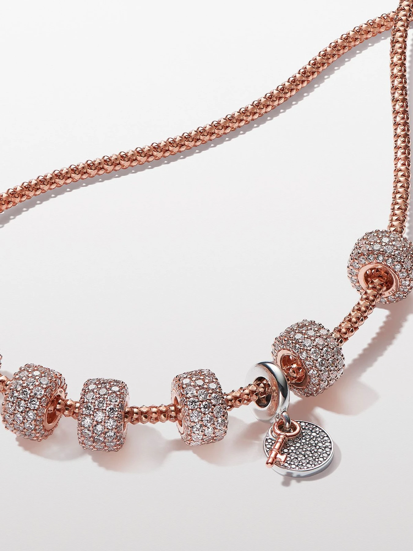 Шармы-подвески PANDORA Moments модель 783236C01 Шармы-подвески PANDORA Moments модель 783236C01 Фото