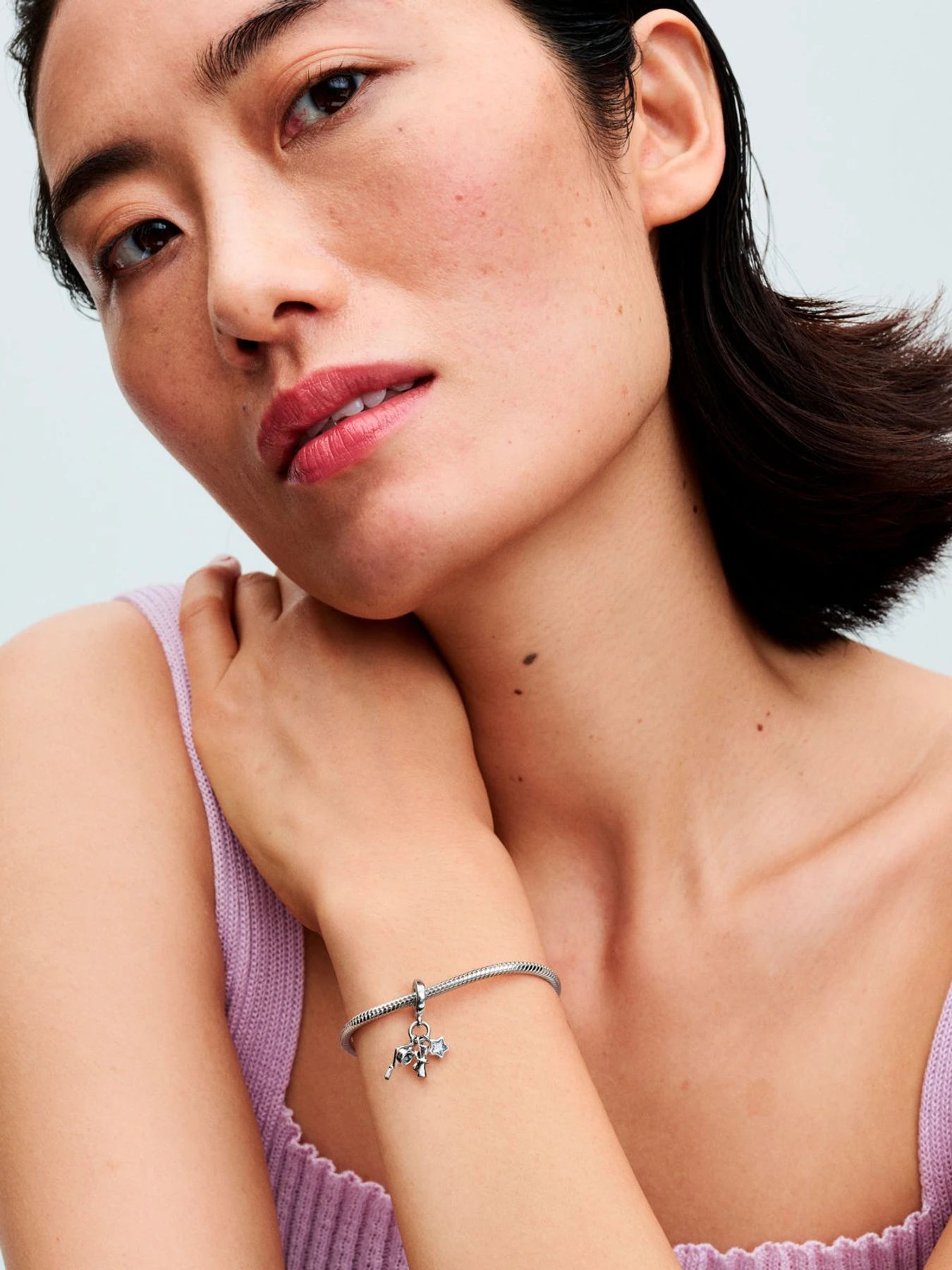 Шармы-подвески PANDORA Moments модель 793240C01 Шармы-подвески PANDORA Moments модель 793240C01 Фото