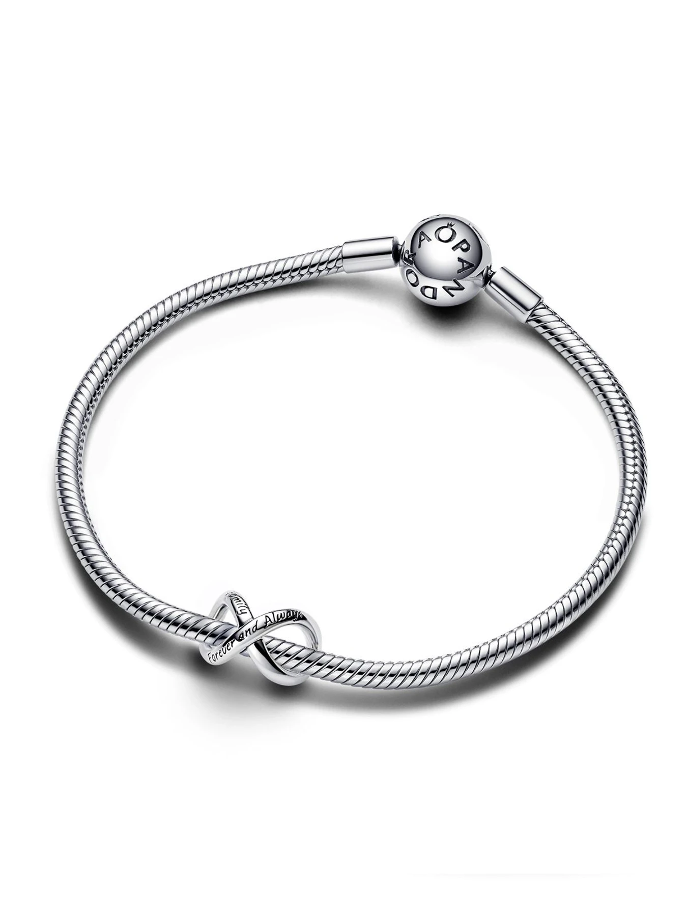Классические PANDORA Moments модель 793243C00 Фото