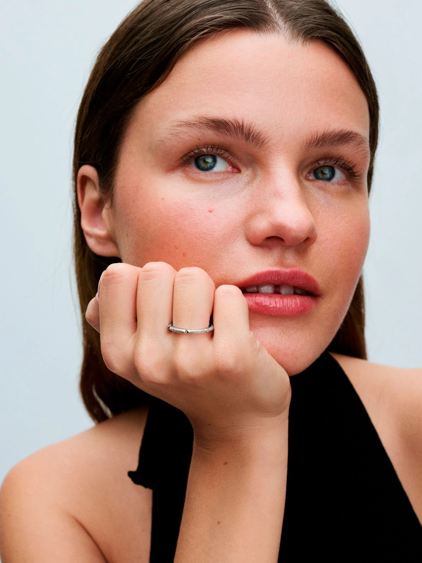 С камнями PANDORA модель 193322C01 С камнями PANDORA модель 193322C01 Фото