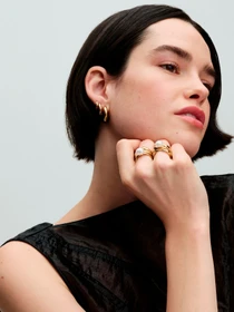 Серьги-кольца PANDORA Essence модель 263286C00 Фото