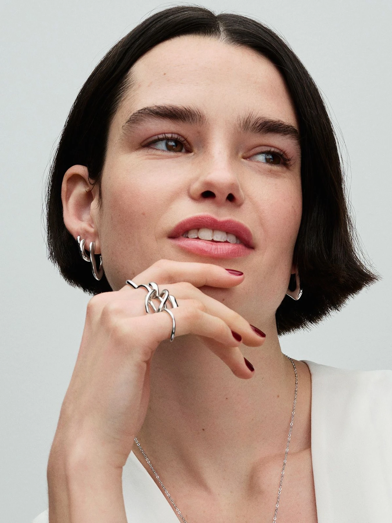 Серьги-кольца PANDORA Essence модель 293286C00 Фото