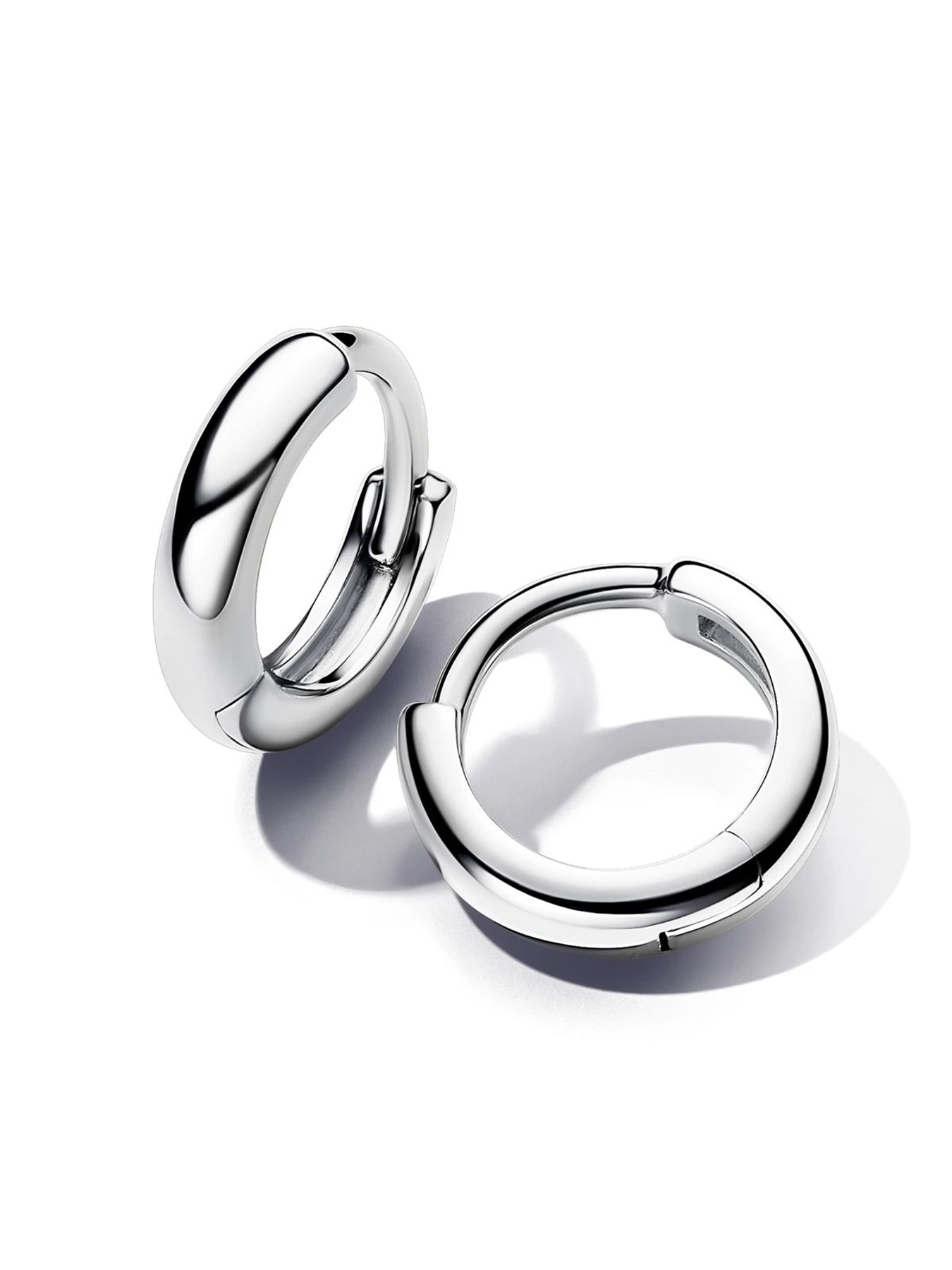 Серьги-кольца PANDORA Essence модель 293286C00 Фото