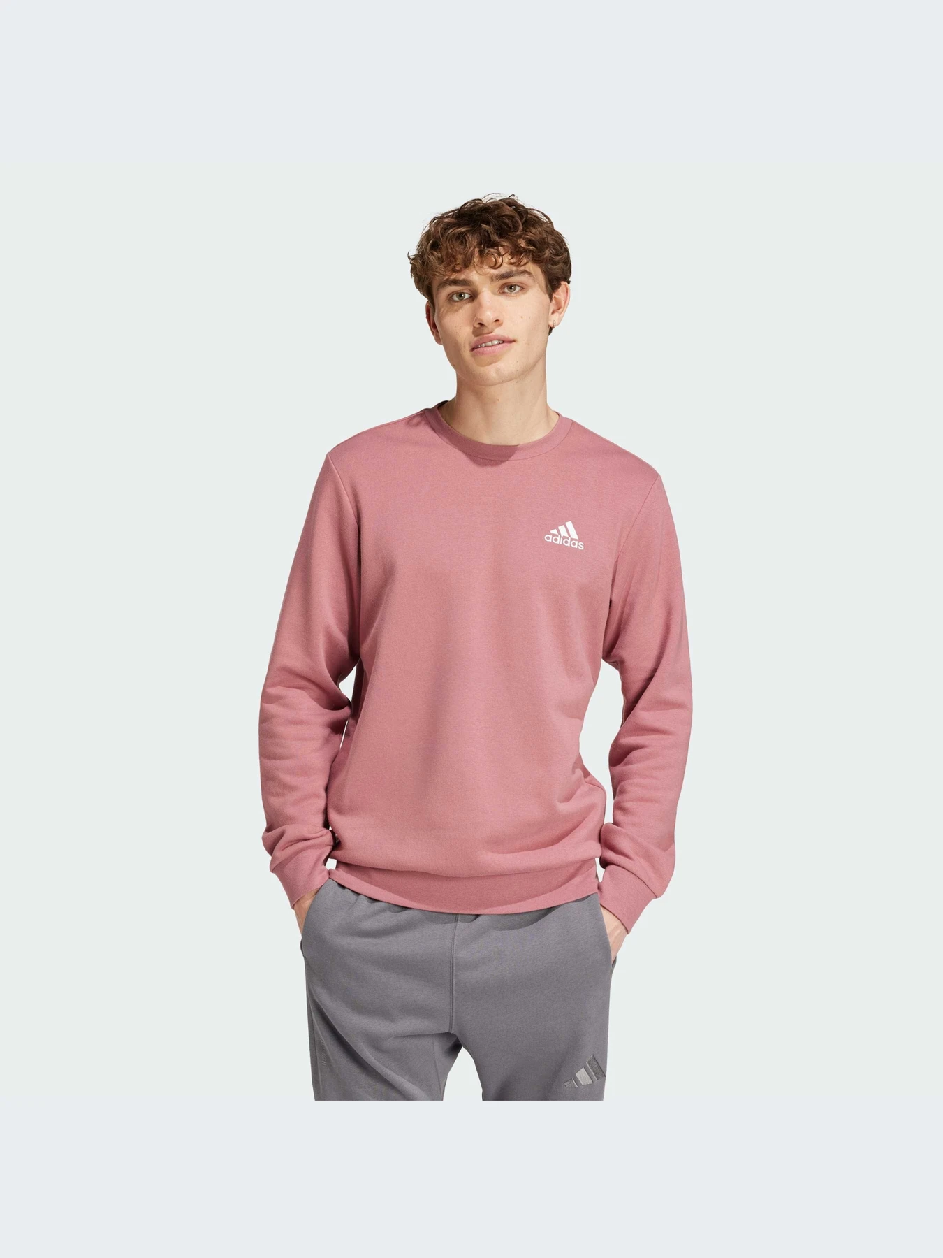 Худи и свитшоты Adidas модель IY9080-KZ Худи и свитшоты Adidas модель IY9080-KZ Фото