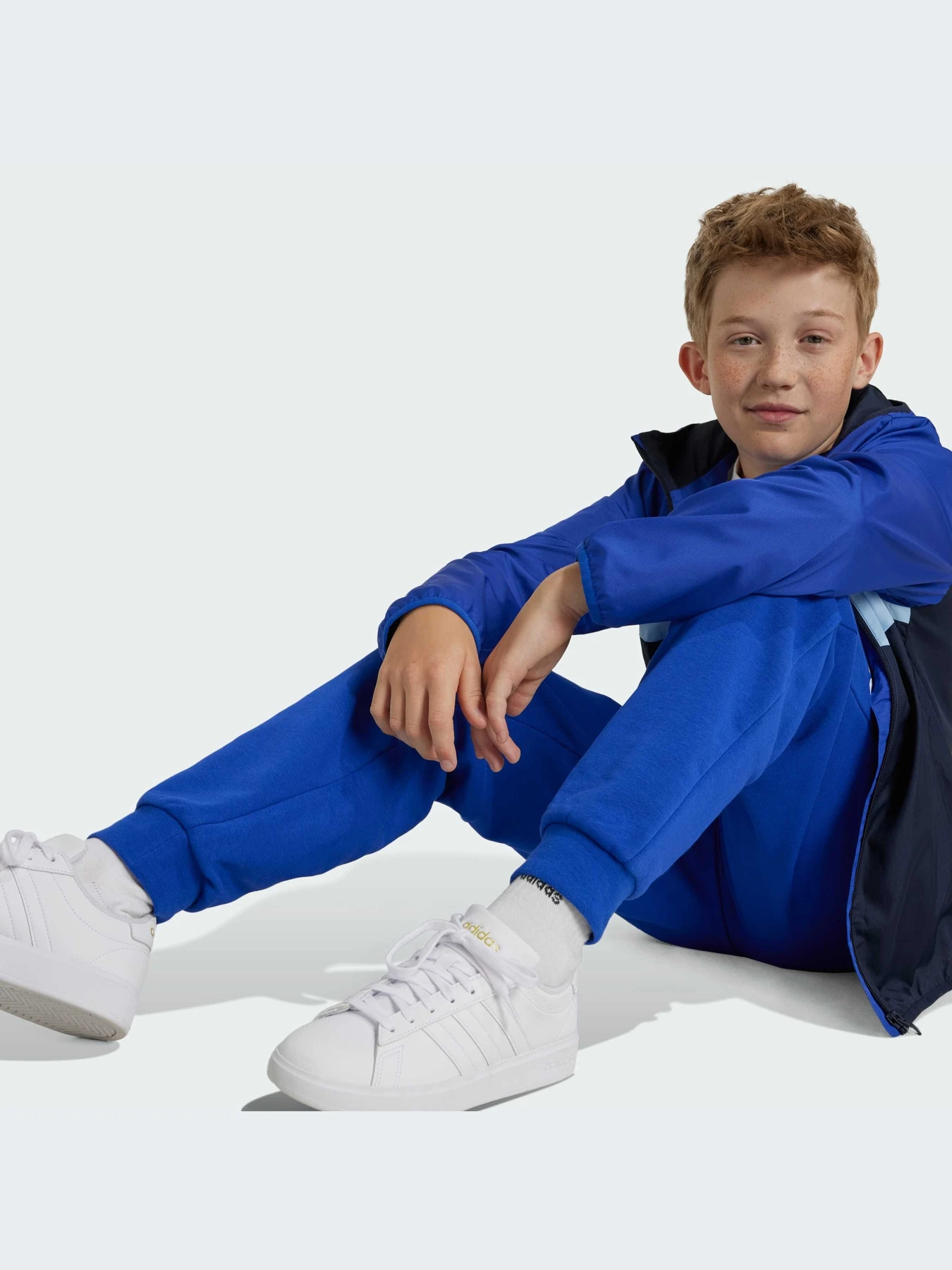 Брюки Adidas модель IV7326-KZ Брюки Adidas модель IV7326-KZ Фото