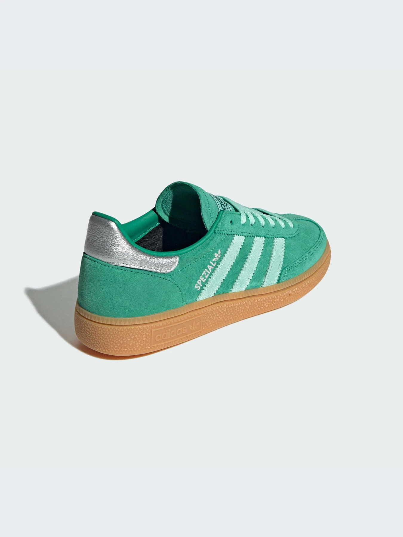 Кроссовки Adidas модель JS2908-KZ Кроссовки Adidas модель JS2908-KZ Фото