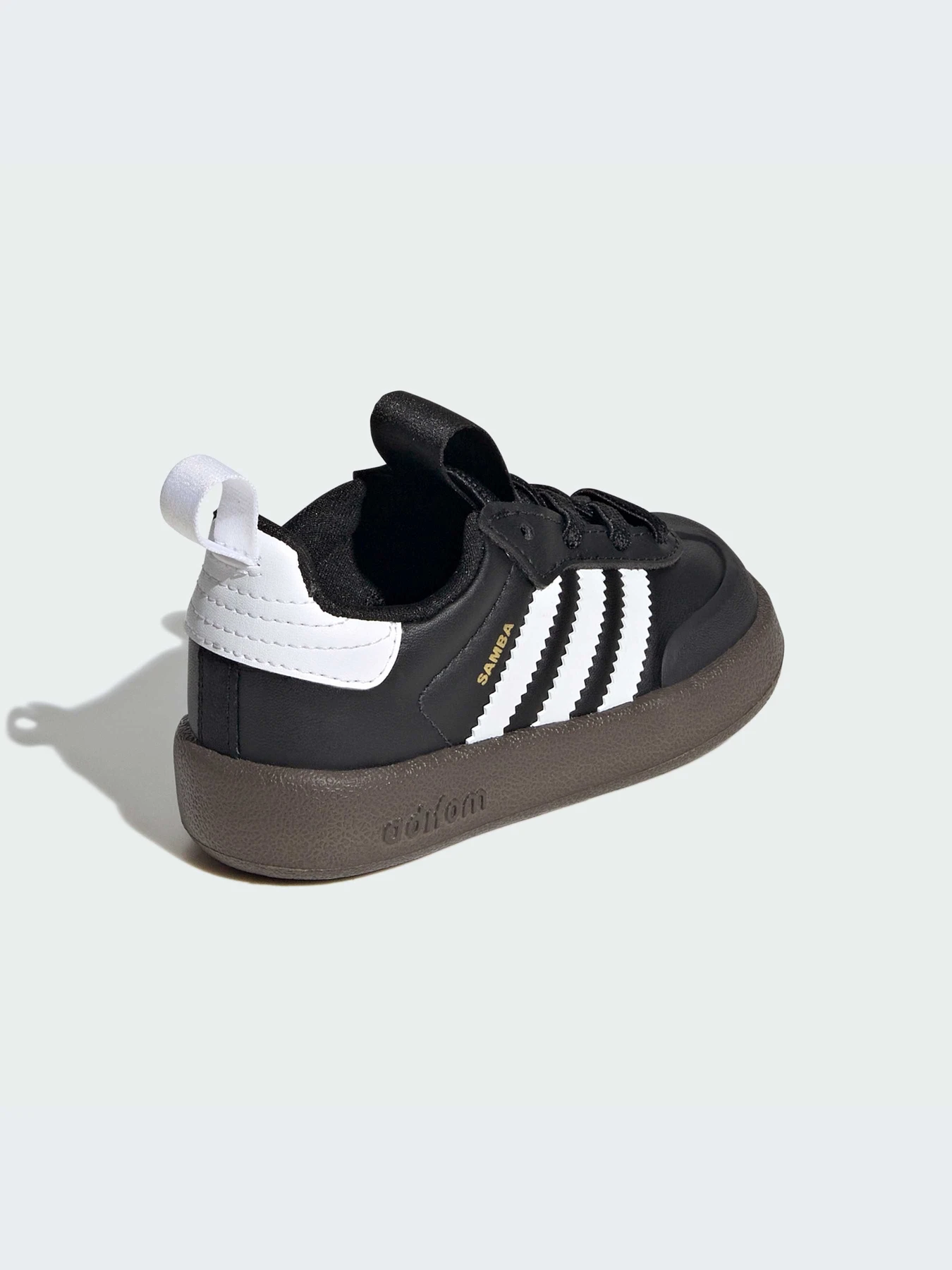 Кроссовки Adidas модель JH5201-KZ Кроссовки Adidas модель JH5201-KZ Фото
