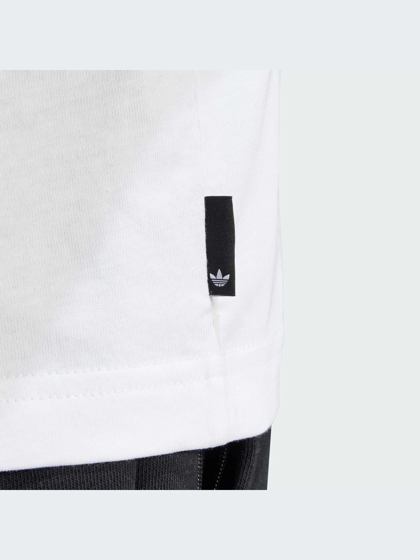 Футболки и поло Adidas модель JP2677-KZ Футболки и поло Adidas модель JP2677-KZ Фото