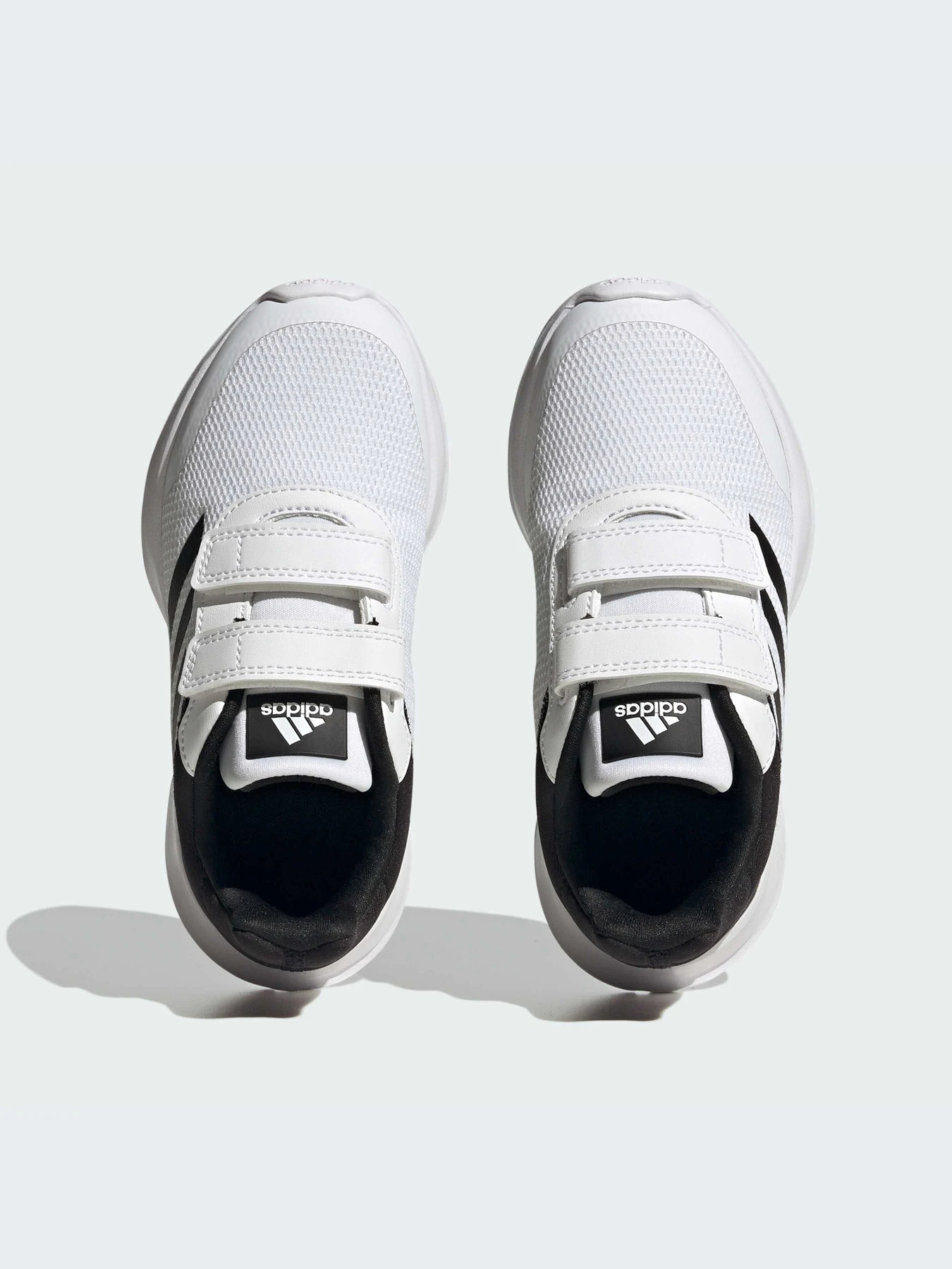 Кроссовки Adidas модель IF0354-KZ Кроссовки Adidas модель IF0354-KZ Фото