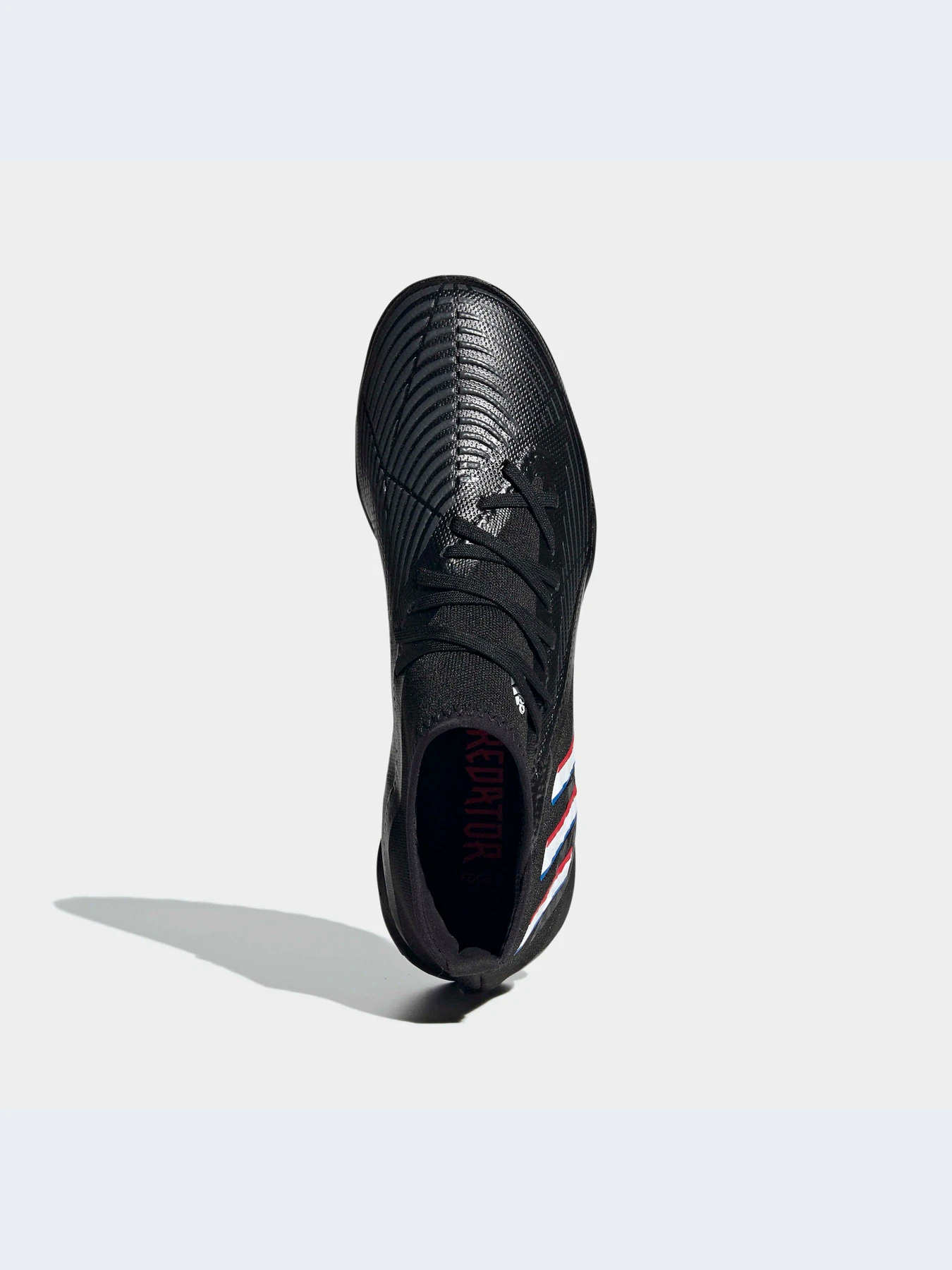 Кроссовки Adidas Predator модель GX2628-KZ Кроссовки Adidas Predator модель GX2628-KZ Фото