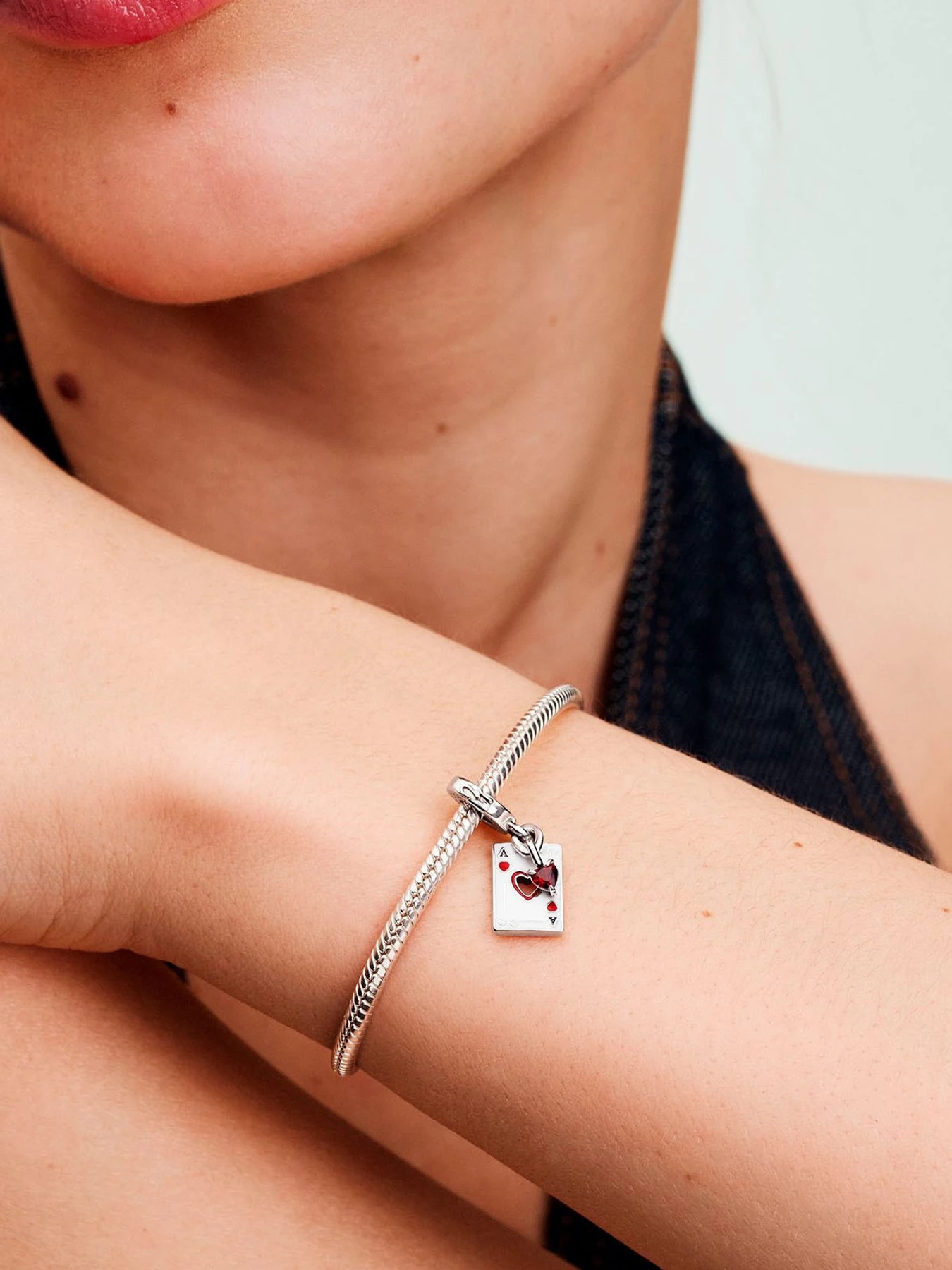Шармы-подвески PANDORA Collabs модель 793420C01 Шармы-подвески PANDORA Collabs модель 793420C01 Фото
