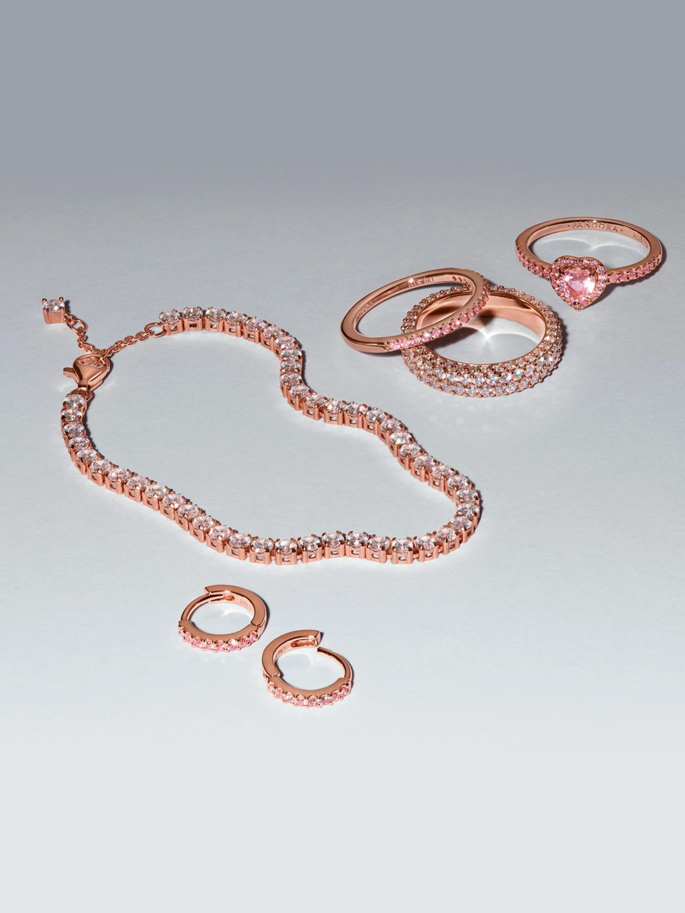 Серьги-кольца PANDORA Timeless модель 283015C01 Фото