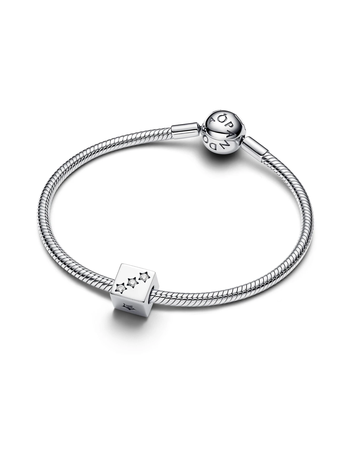 Классические PANDORA Moments модель 793581C01 Фото