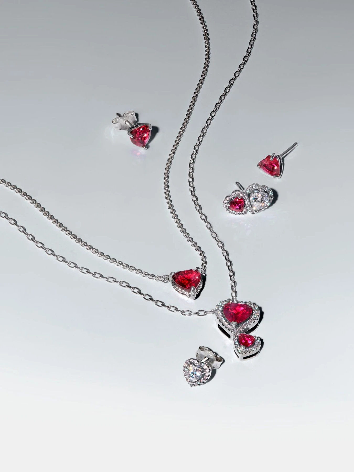 Колье PANDORA Timeless модель 393658C01 Фото