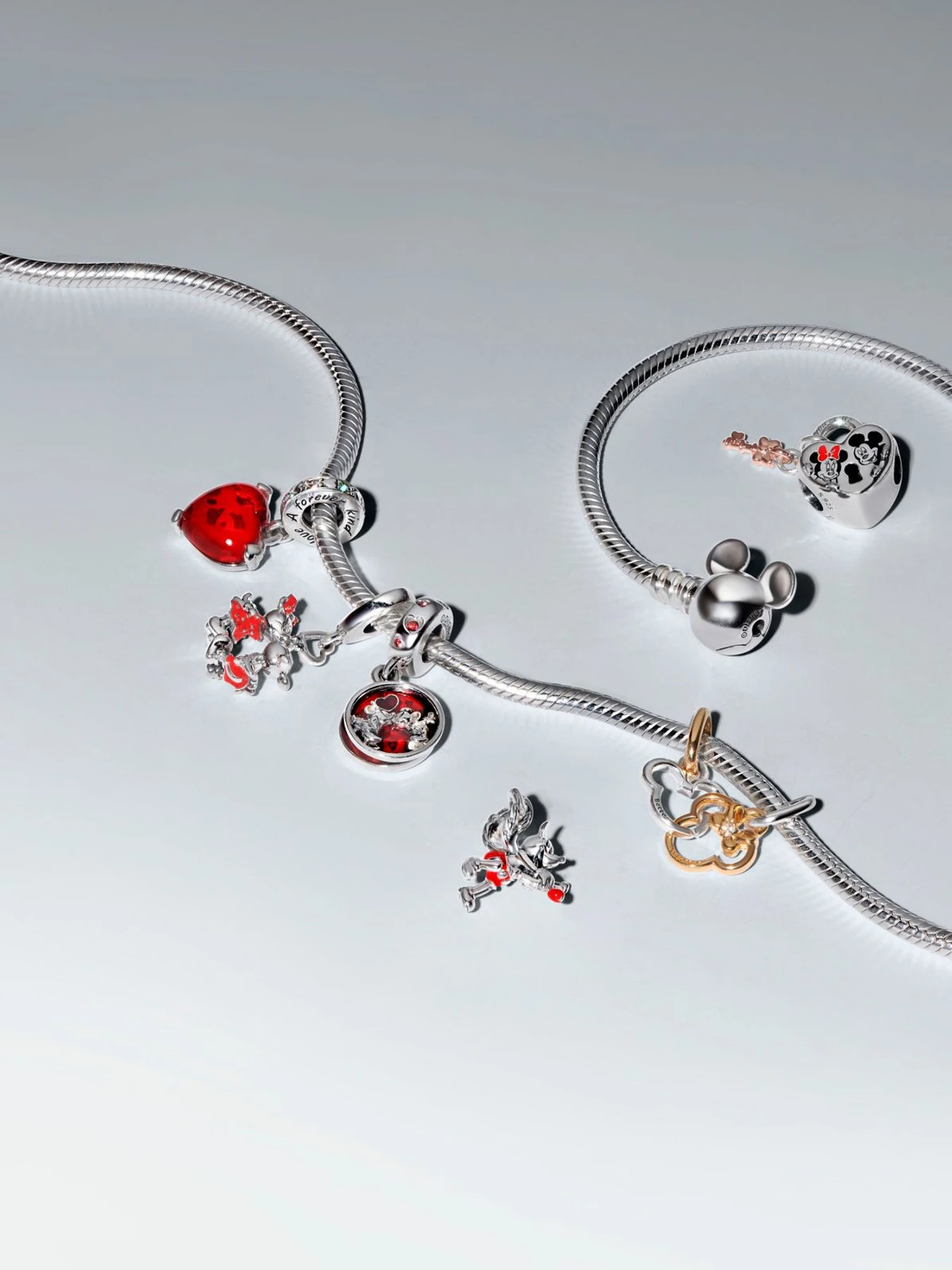 Шармы-подвески PANDORA Collabs модель 793616C01 Шармы-подвески PANDORA Collabs модель 793616C01 Фото