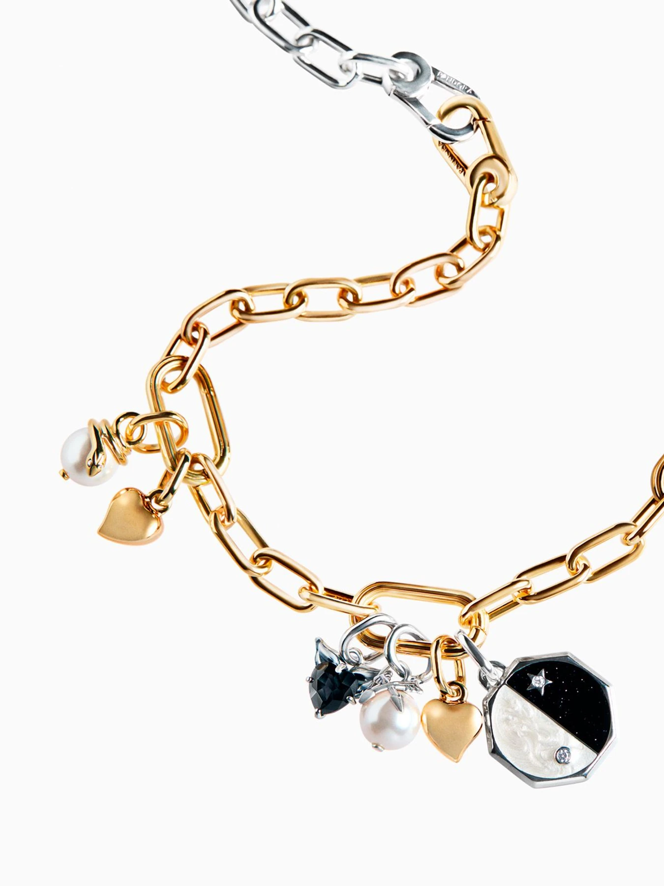 Шармы-подвески PANDORA модель 793687C01 Шармы-подвески PANDORA модель 793687C01 Фото