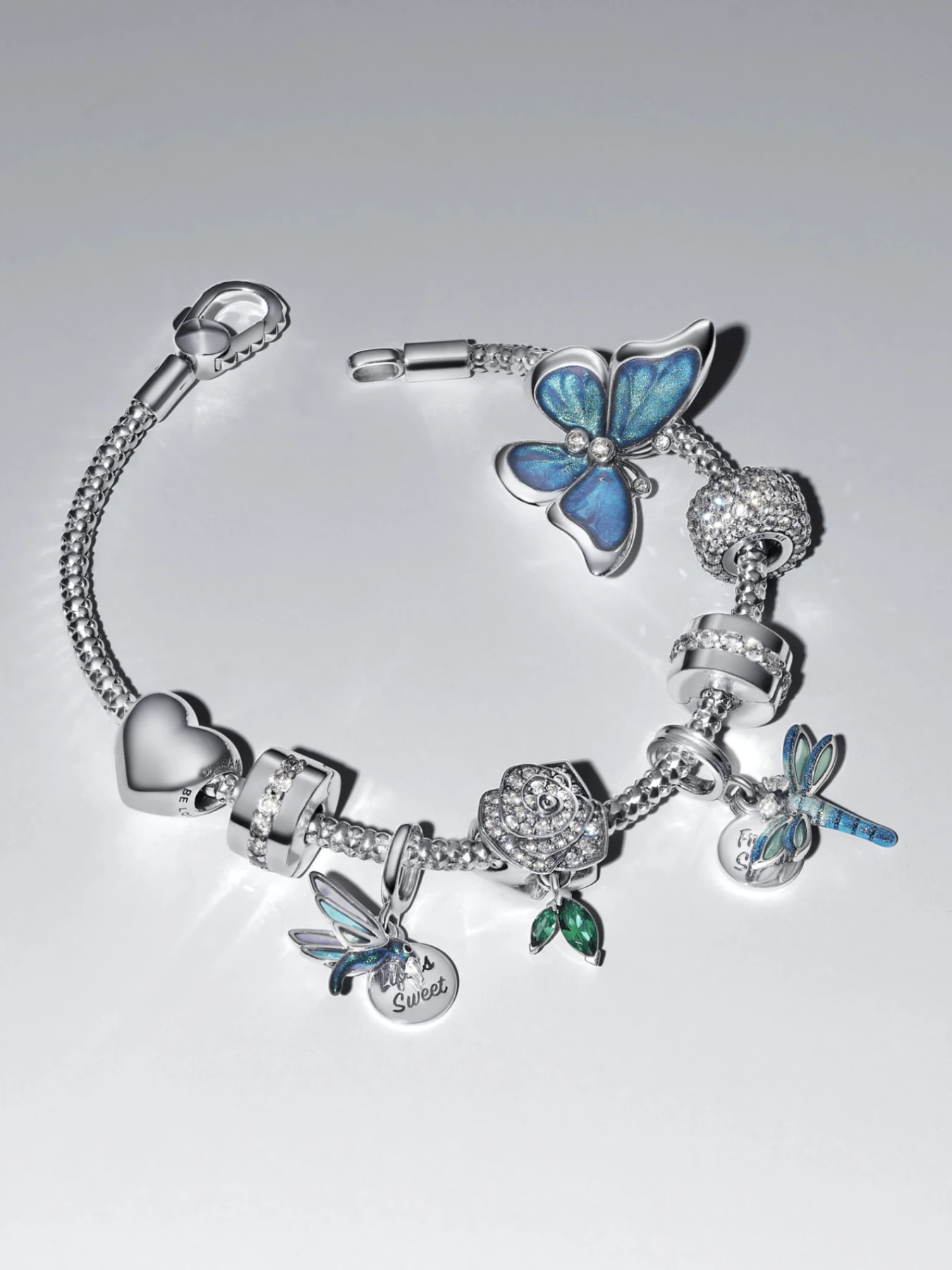 Классические PANDORA Moments модель 793747C01 Фото