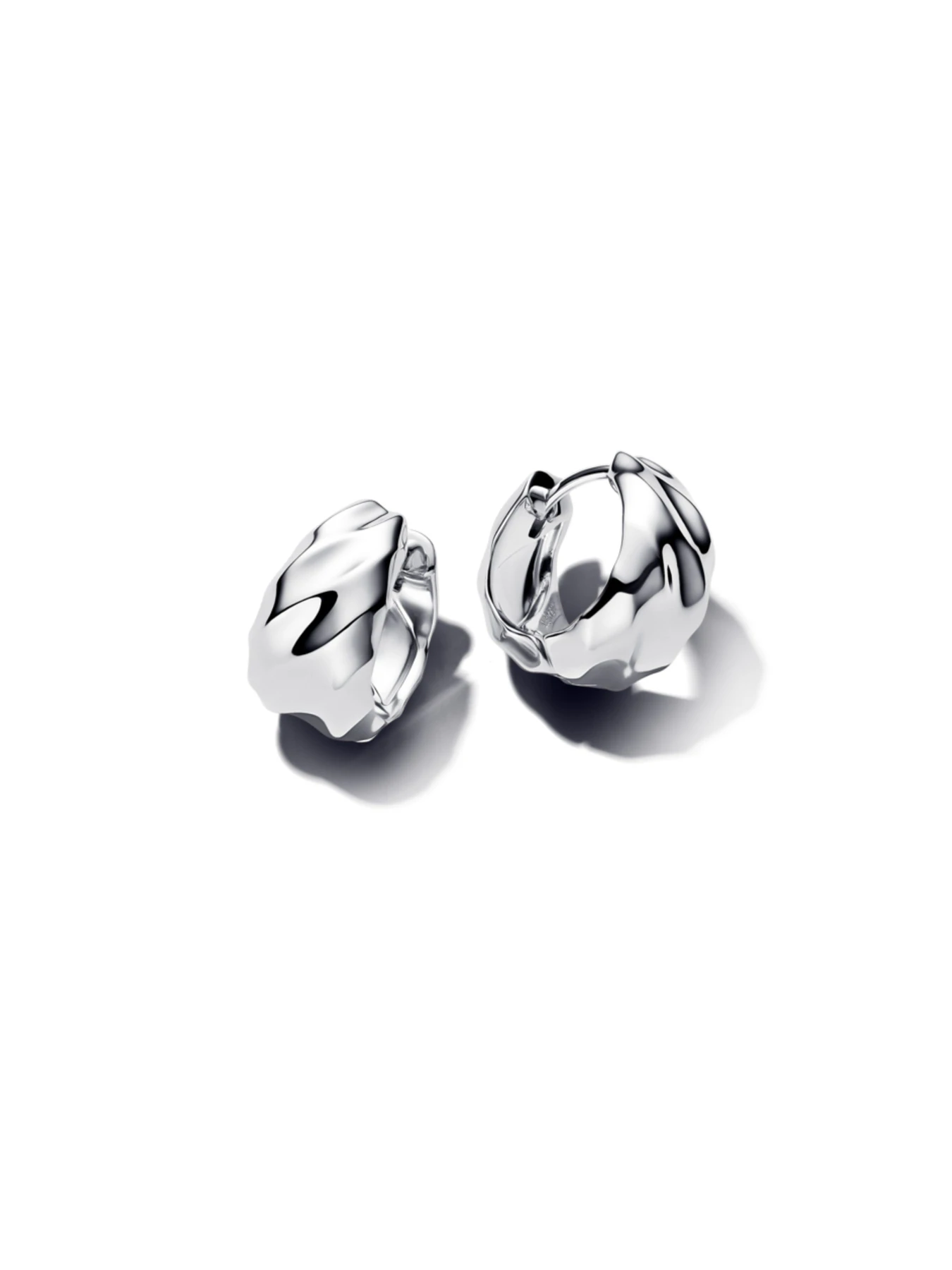 Серьги-кольца PANDORA Essence модель 293874C00 Фото