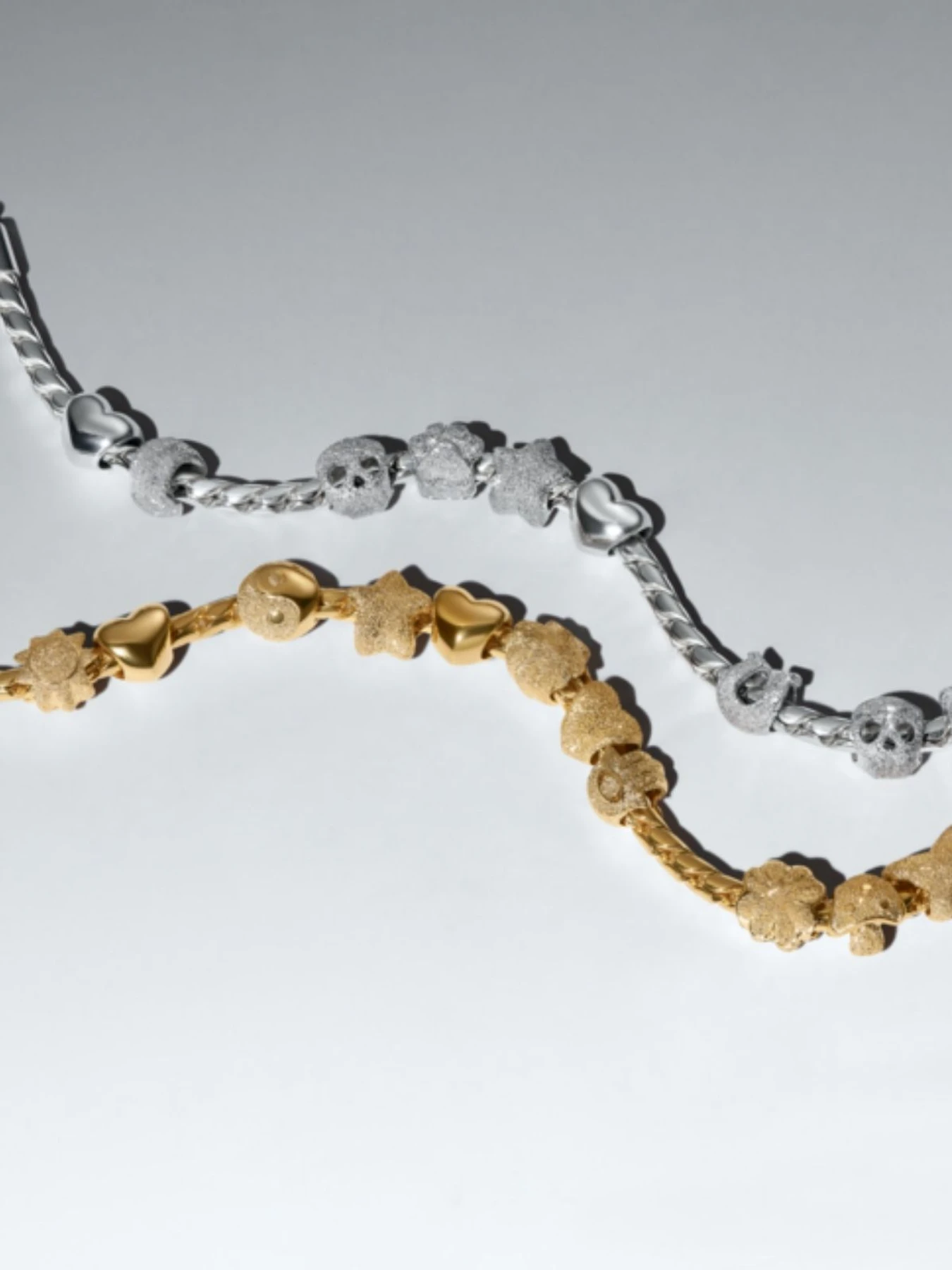 Классические PANDORA модель 764000C00 Фото