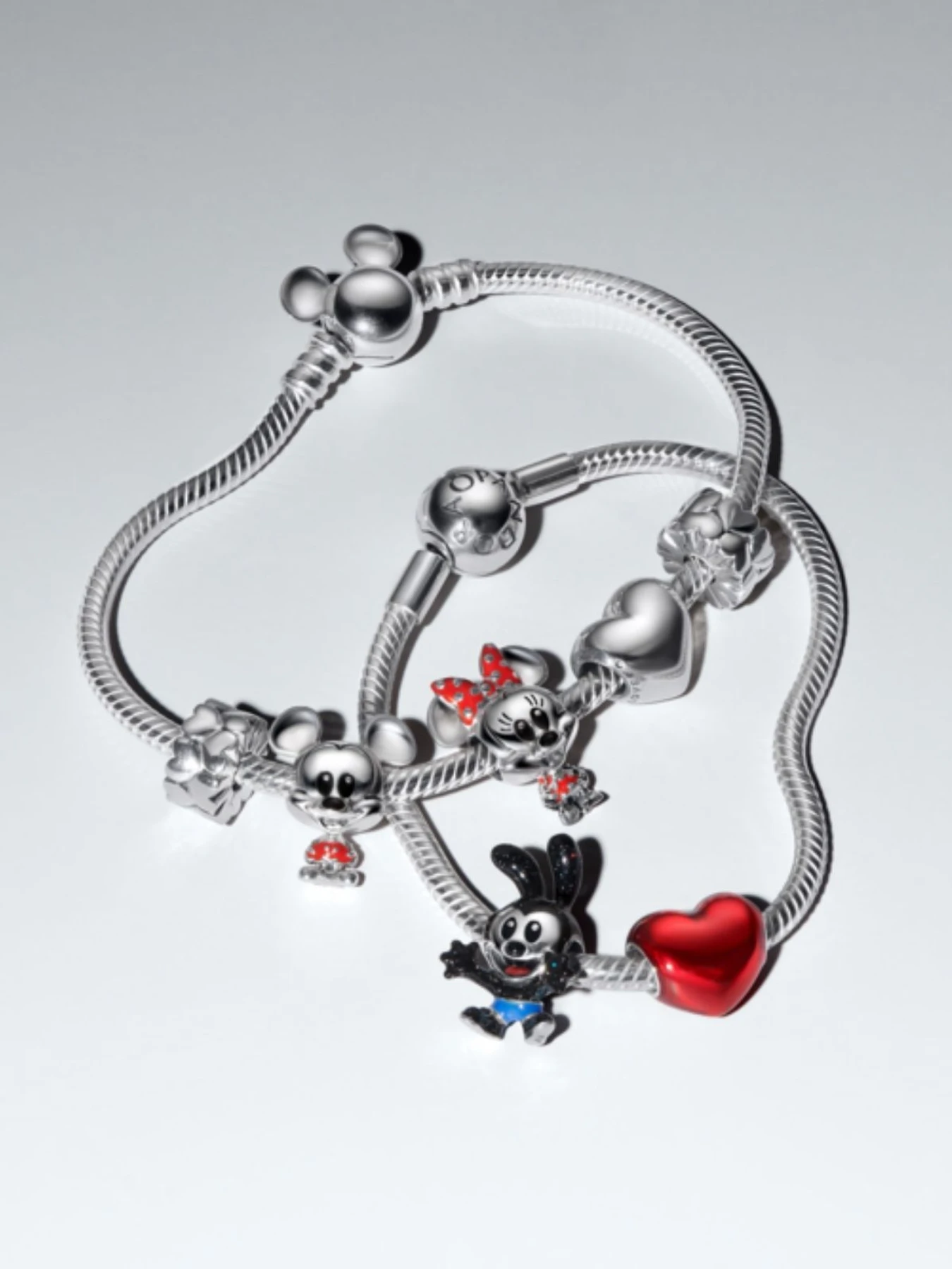 Классические PANDORA модель 794021C01 Фото