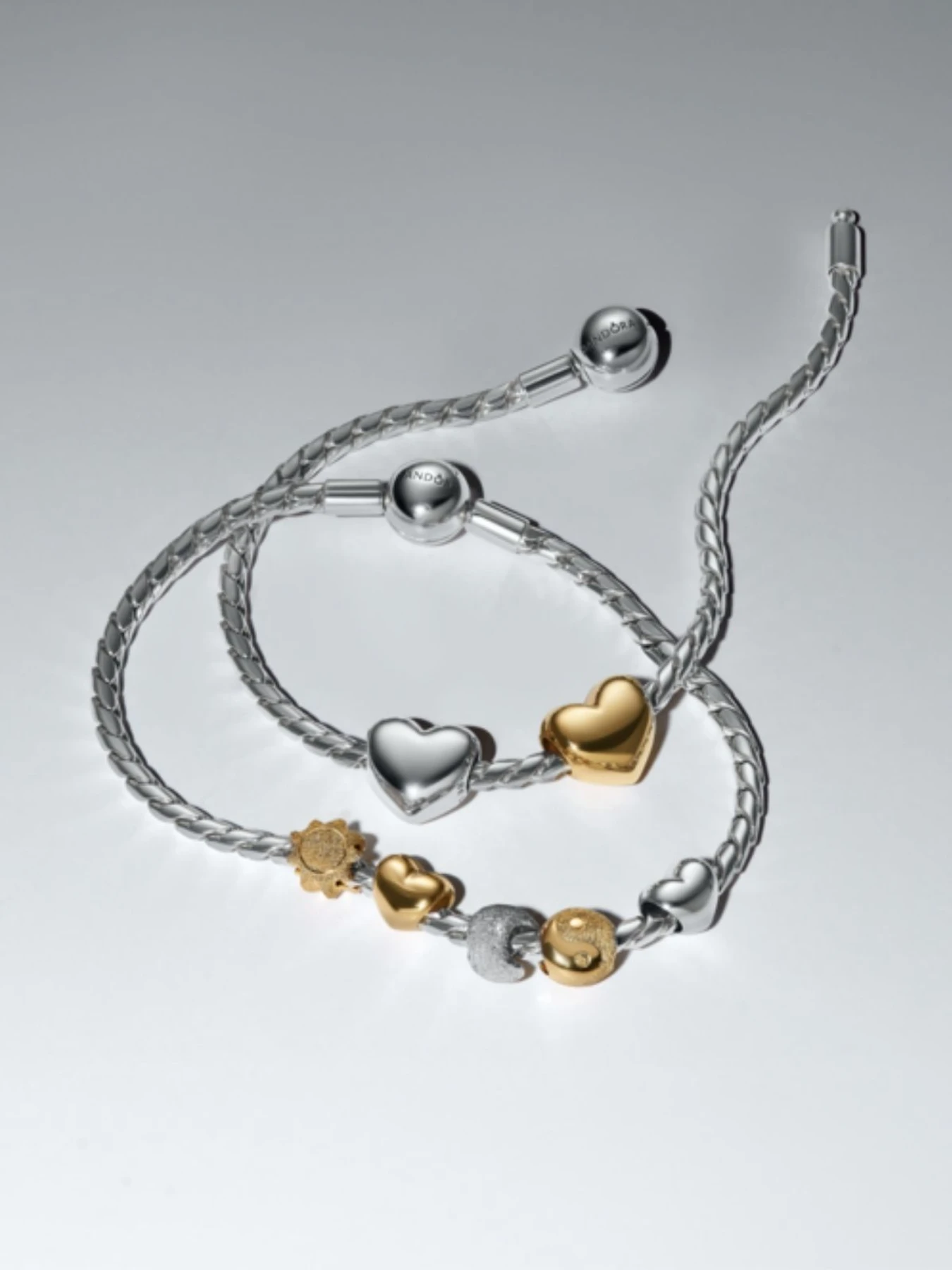 Классические PANDORA модель 794054C00 Фото