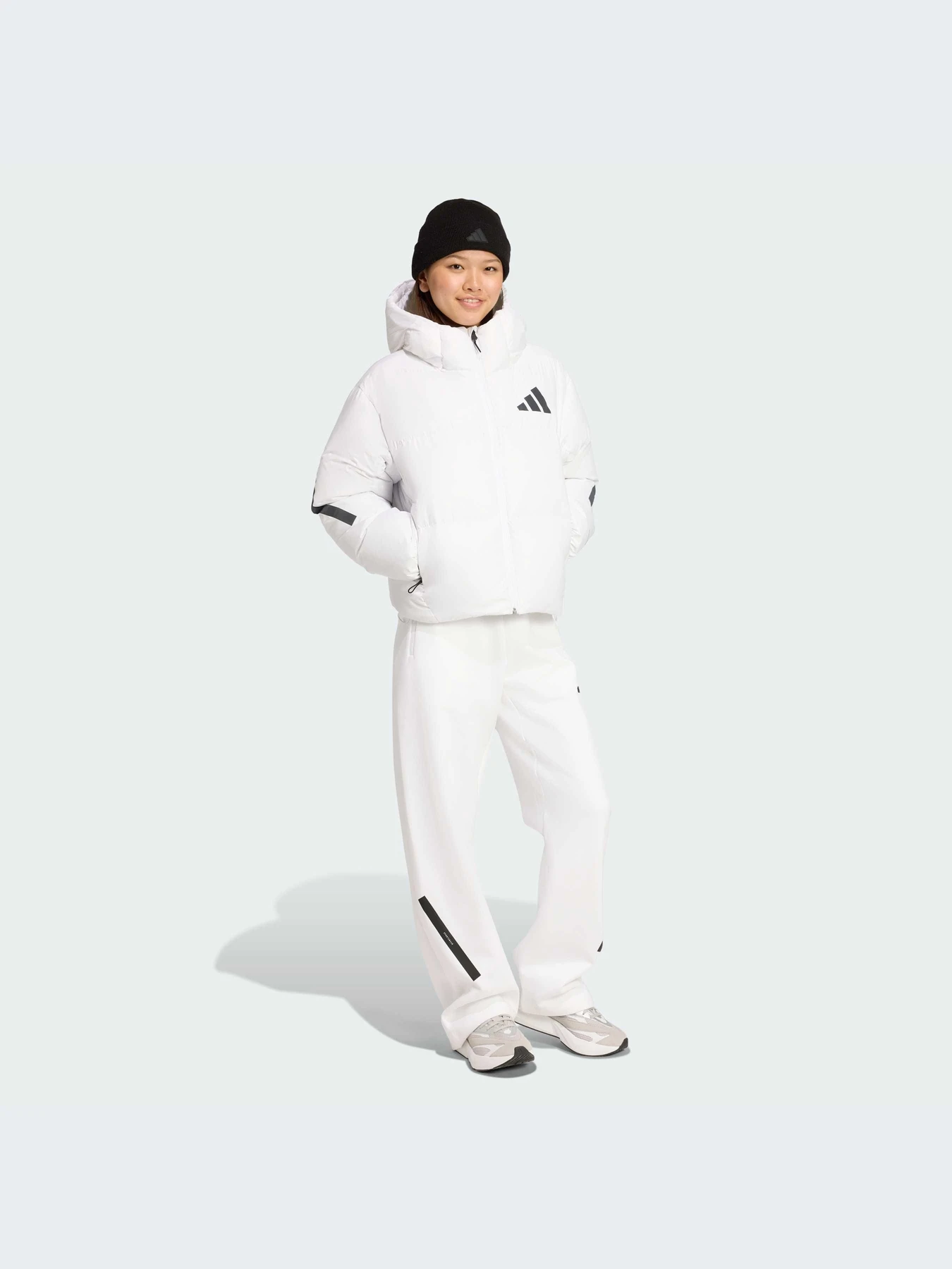 Куртки и дубленки Adidas ZNE модель JX0562-KZ Куртки и дубленки Adidas ZNE модель JX0562-KZ Фото