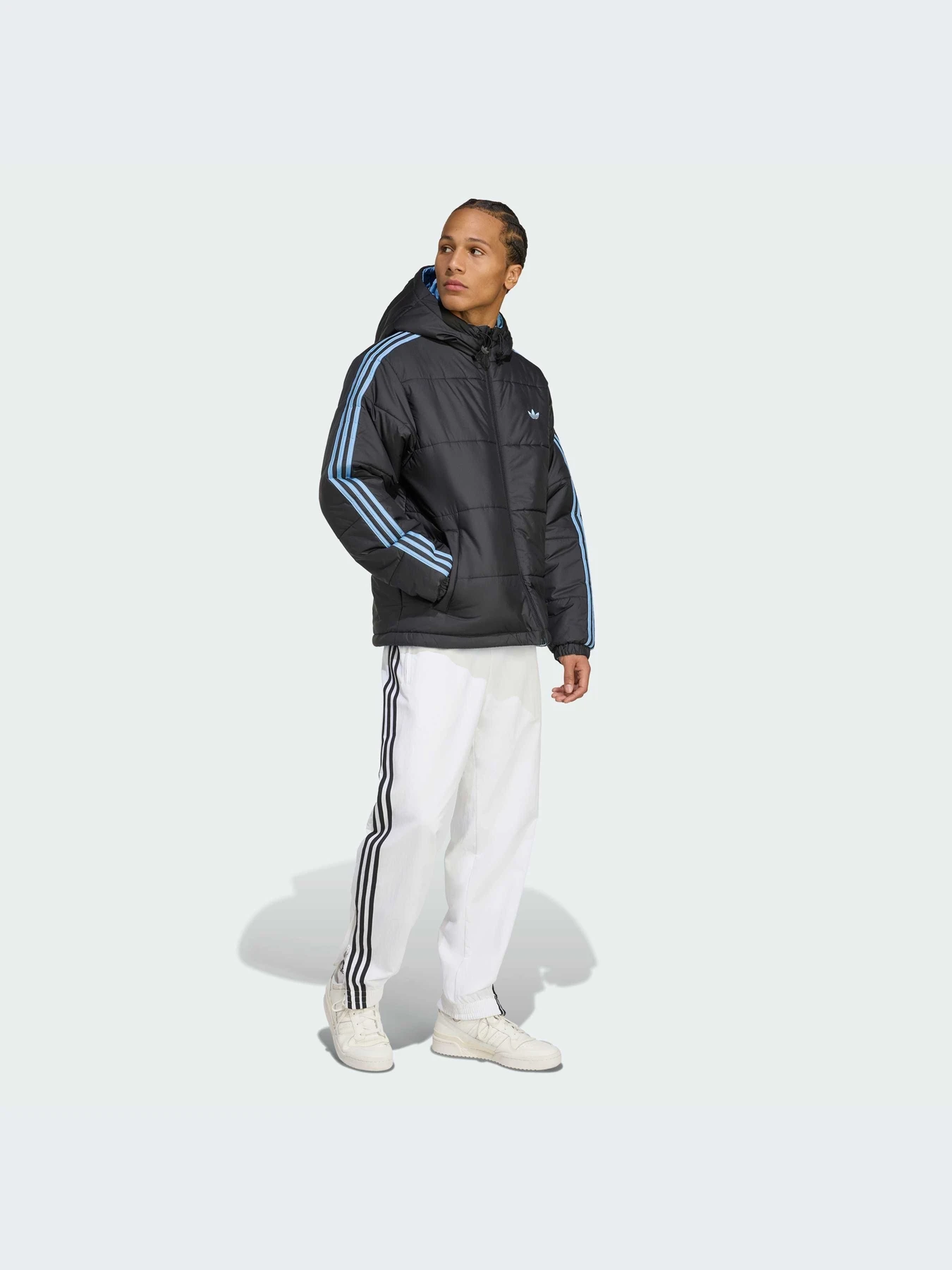 Куртки и дубленки Adidas Adicolor модель JW5846-KZ Куртки и дубленки Adidas Adicolor модель JW5846-KZ Фото