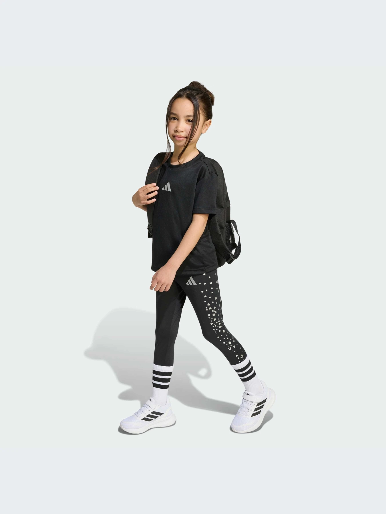 Костюмы Adidas модель JM3850-KZ Костюмы Adidas модель JM3850-KZ Фото