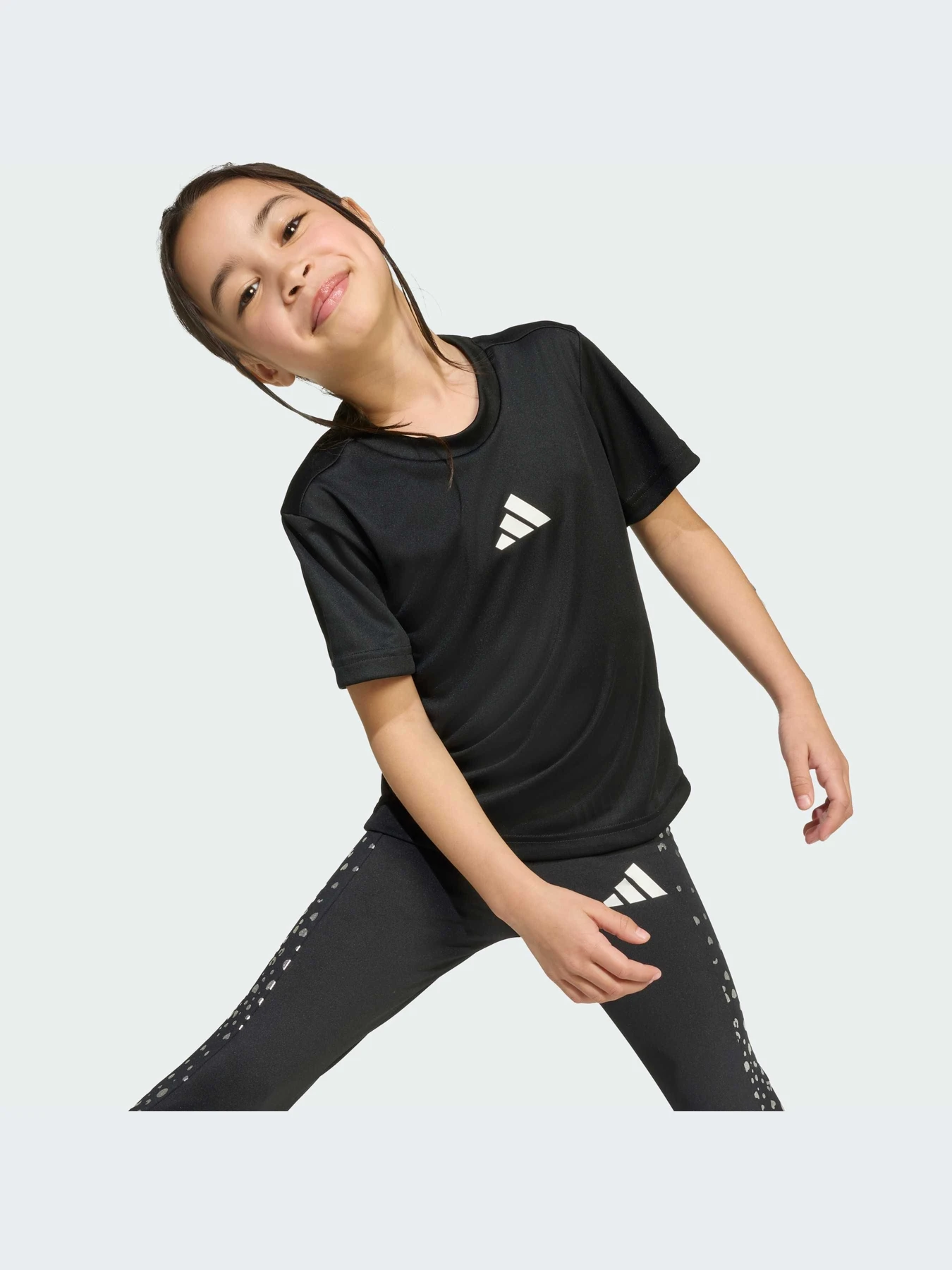 Костюмы Adidas модель JM3850-KZ Костюмы Adidas модель JM3850-KZ Фото