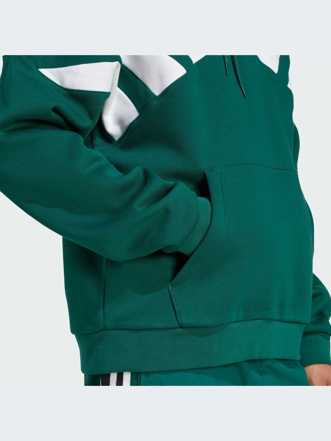 Худи и свитшоты Adidas модель JX3063-KZ Худи и свитшоты Adidas модель JX3063-KZ Фото
