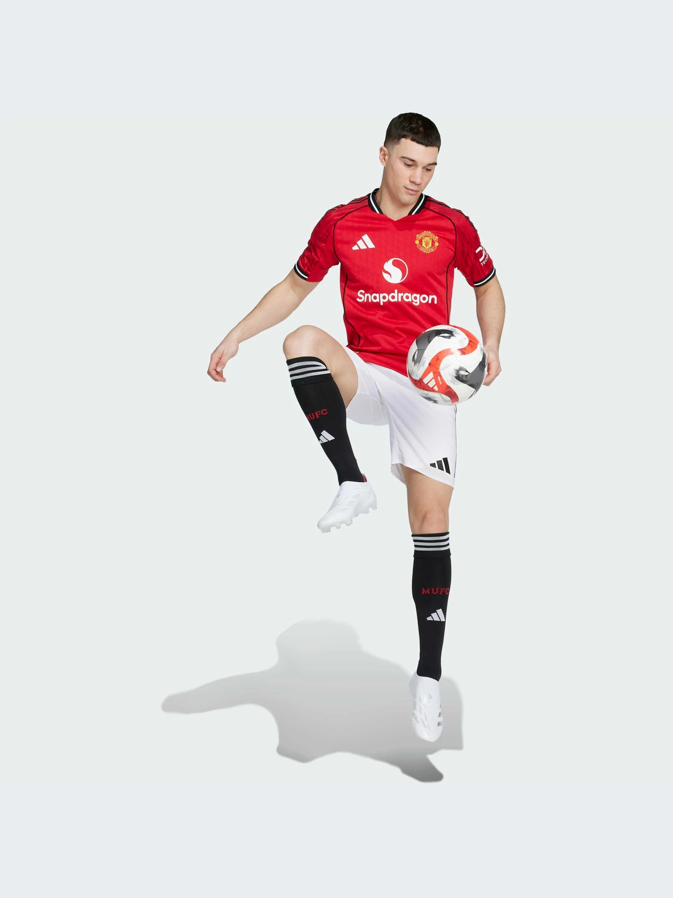 Футболки и поло Adidas модель JI7429-KZ Футболки и поло Adidas модель JI7429-KZ Фото