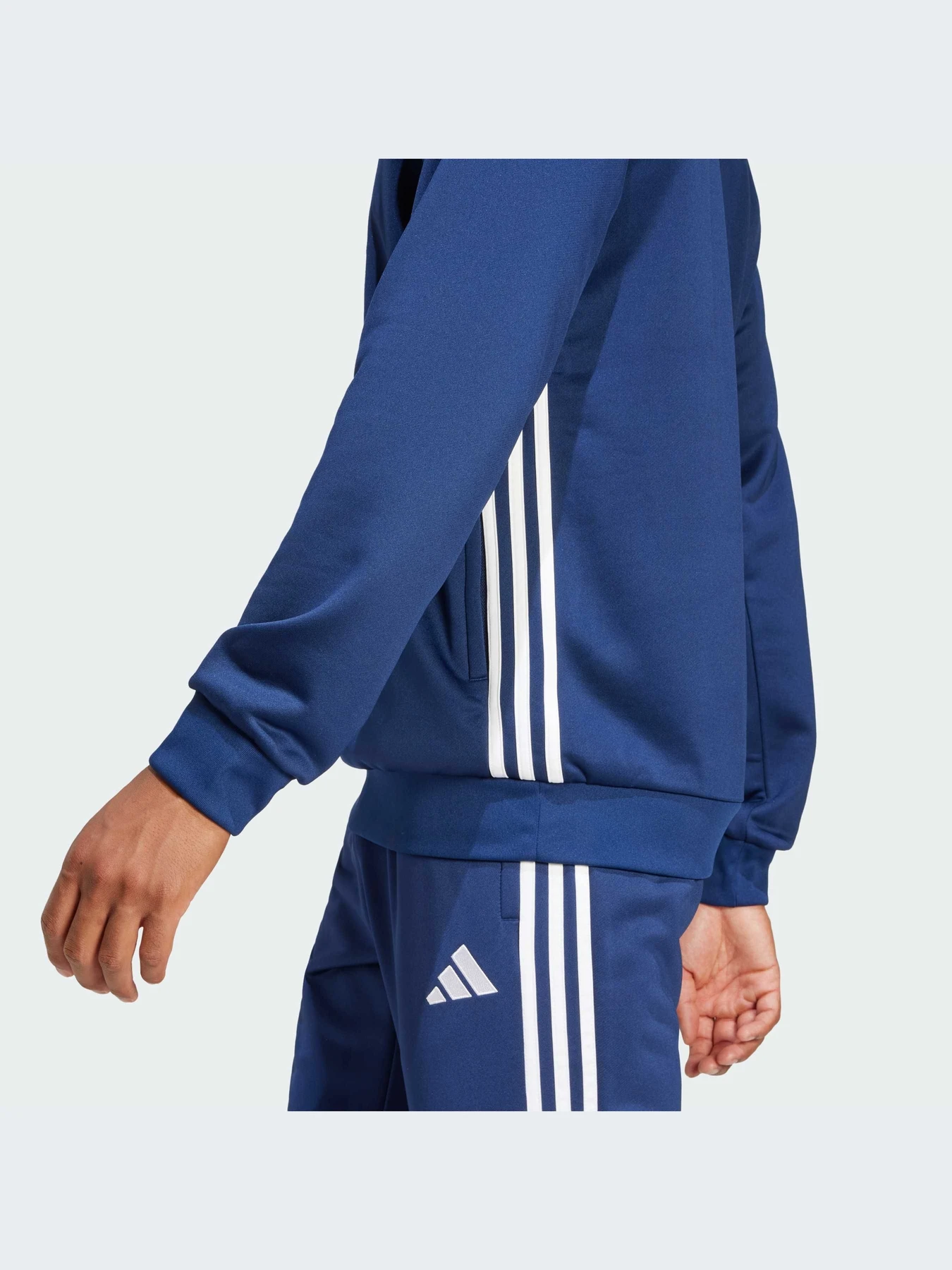 Худи и свитшоты Adidas Tiro модель JC5461-KZ Худи и свитшоты Adidas Tiro модель JC5461-KZ Фото