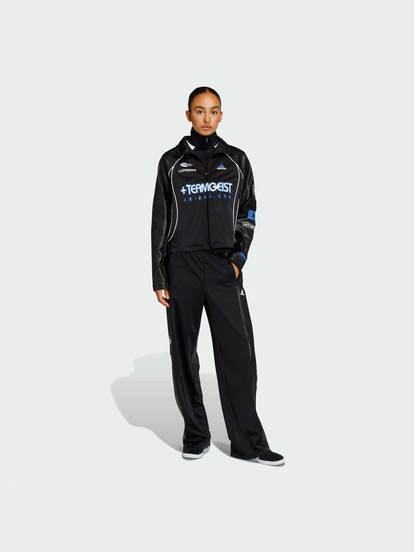 Худи и свитшоты Adidas модель KH1985-KZ Худи и свитшоты Adidas модель KH1985-KZ Фото