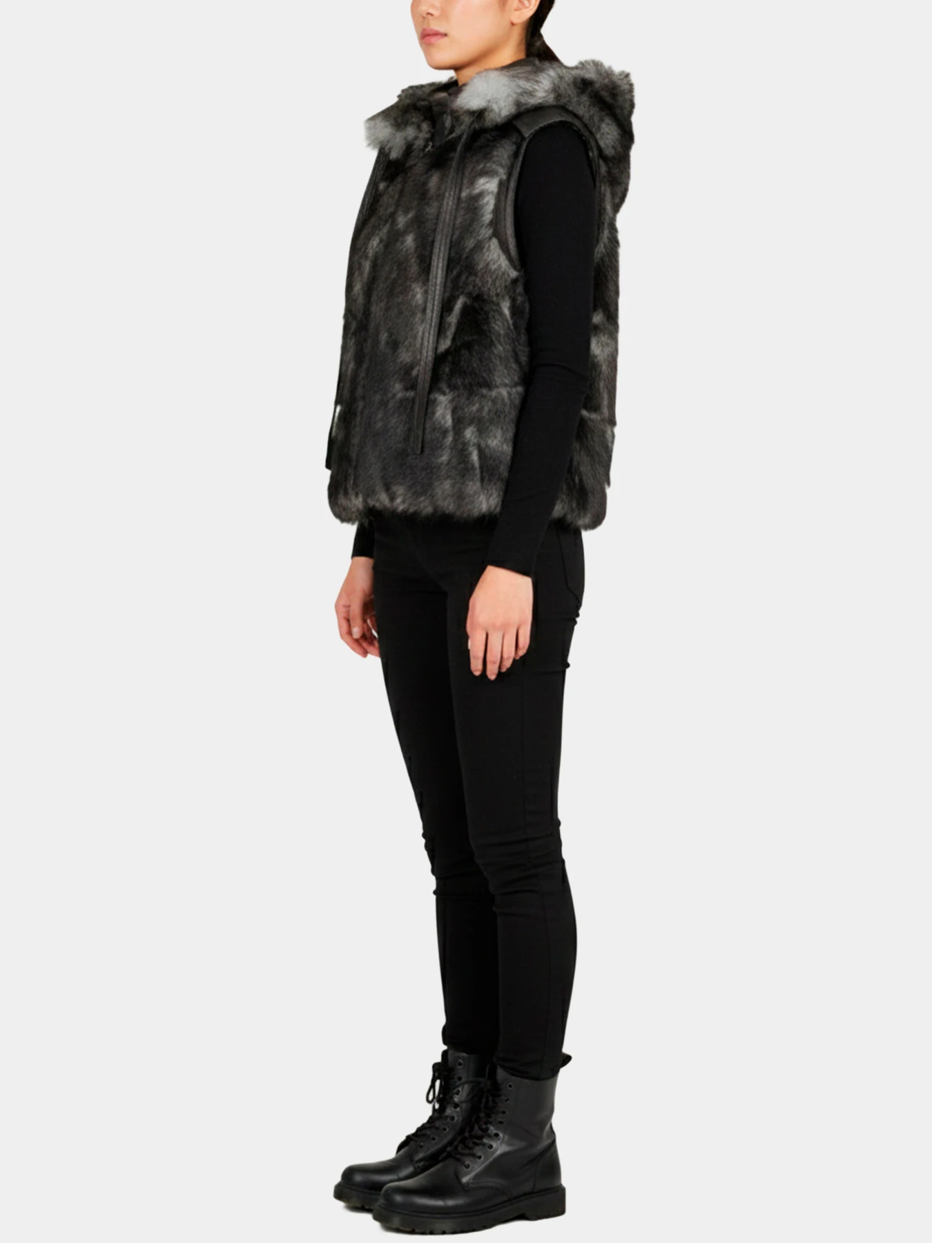 Куртки и дубленки Emporio Armani модель H4NJ60-E2P88-010 Куртки и дубленки Emporio Armani модель H4NJ60-E2P88-010 Фото