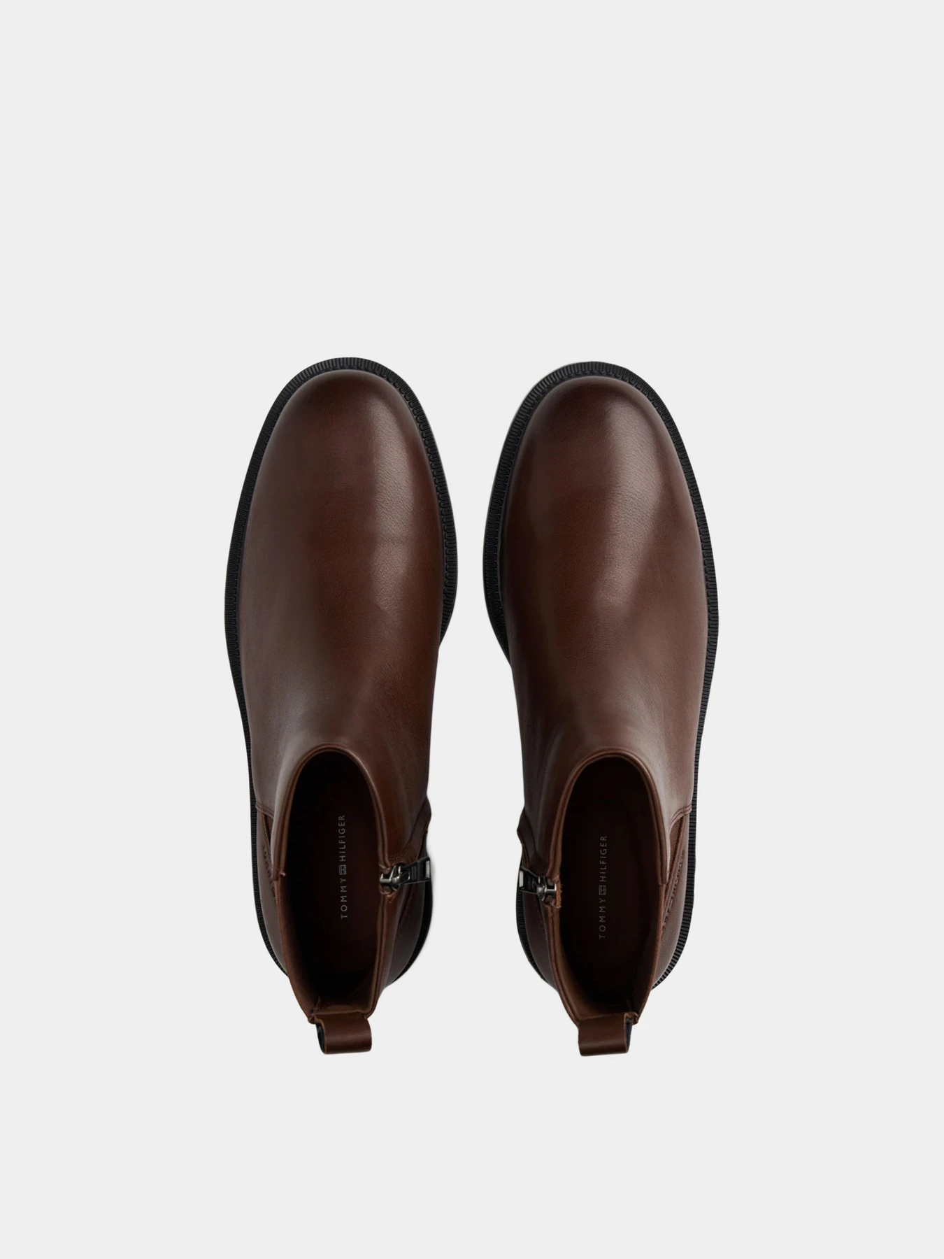 Ботинки и сапоги Tommy Hilfiger модель FM0FM05764-GV0 Ботинки и сапоги Tommy Hilfiger модель FM0FM05764-GV0 Фото