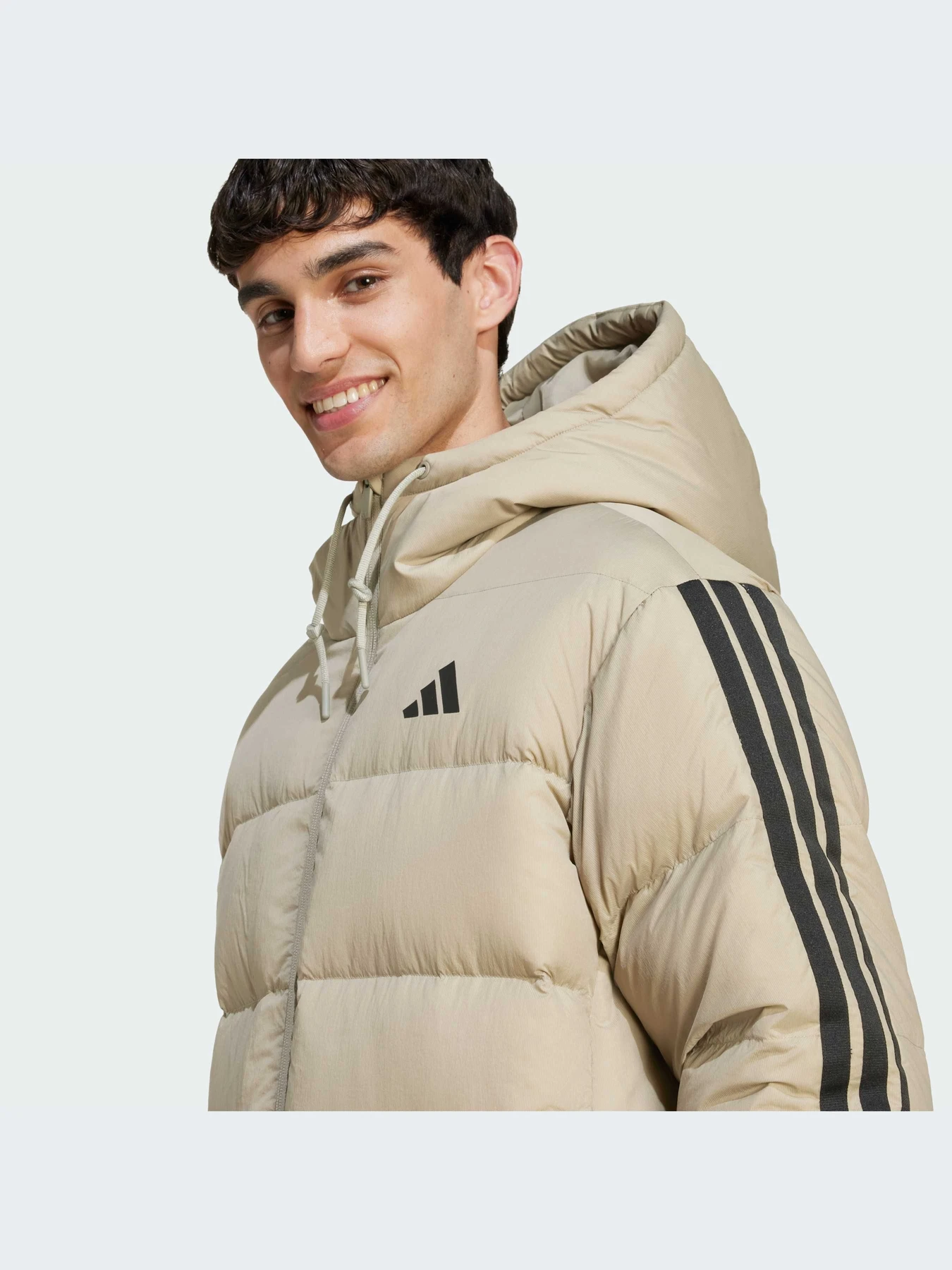 Куртки и дубленки Adidas модель JM4166-KZ Куртки и дубленки Adidas модель JM4166-KZ Фото