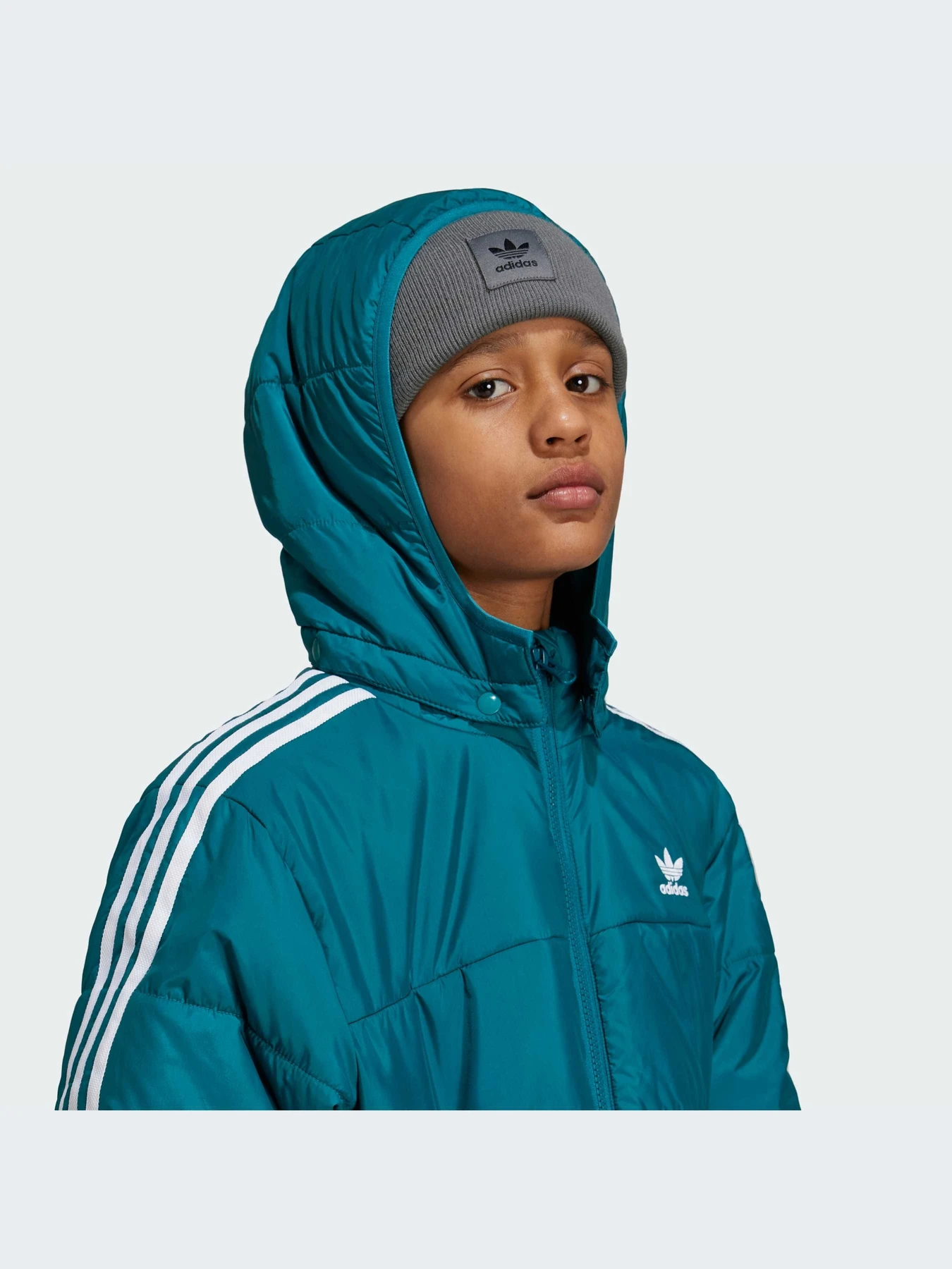 Куртки и дубленки Adidas Adicolor модель IY7495-KZ Куртки и дубленки Adidas Adicolor модель IY7495-KZ Фото