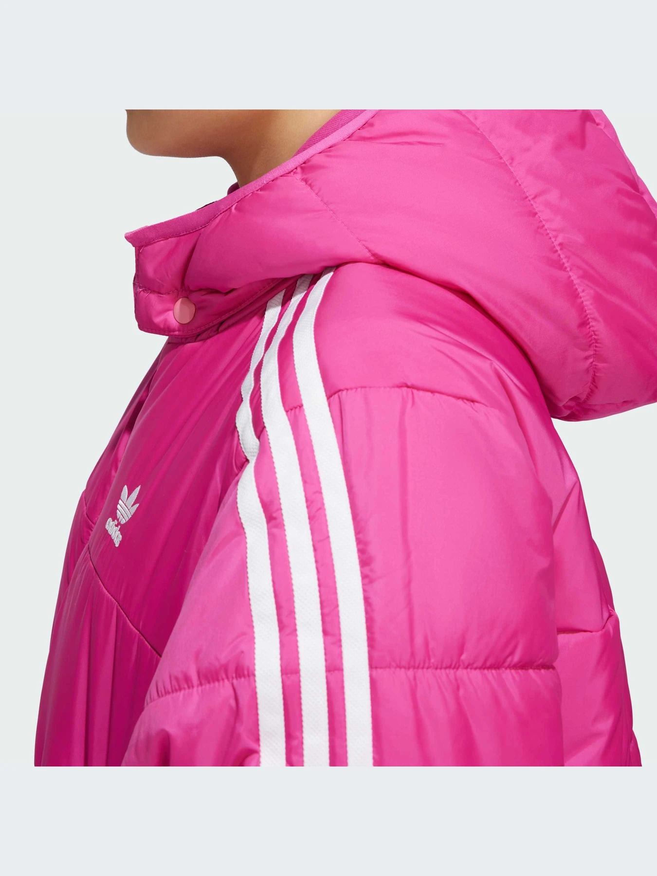 Куртки и дубленки Adidas Adicolor модель IY7496-KZ Куртки и дубленки Adidas Adicolor модель IY7496-KZ Фото