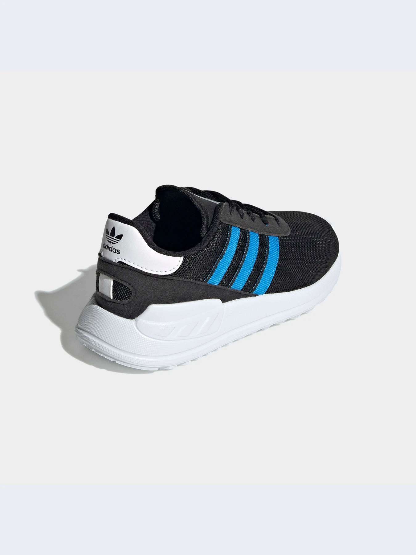 Кроссовки Adidas модель GZ4284-KZ Кроссовки Adidas модель GZ4284-KZ Фото