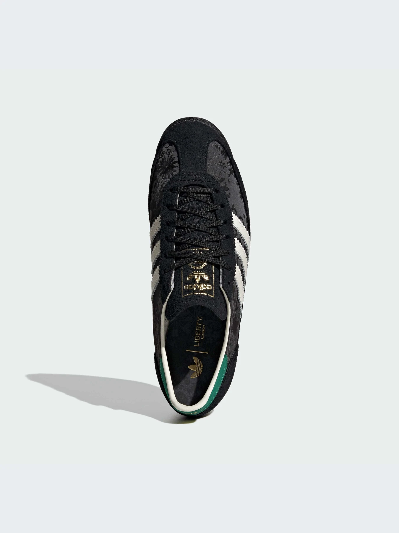 Кроссовки Adidas модель IH1870-KZ Кроссовки Adidas модель IH1870-KZ Фото