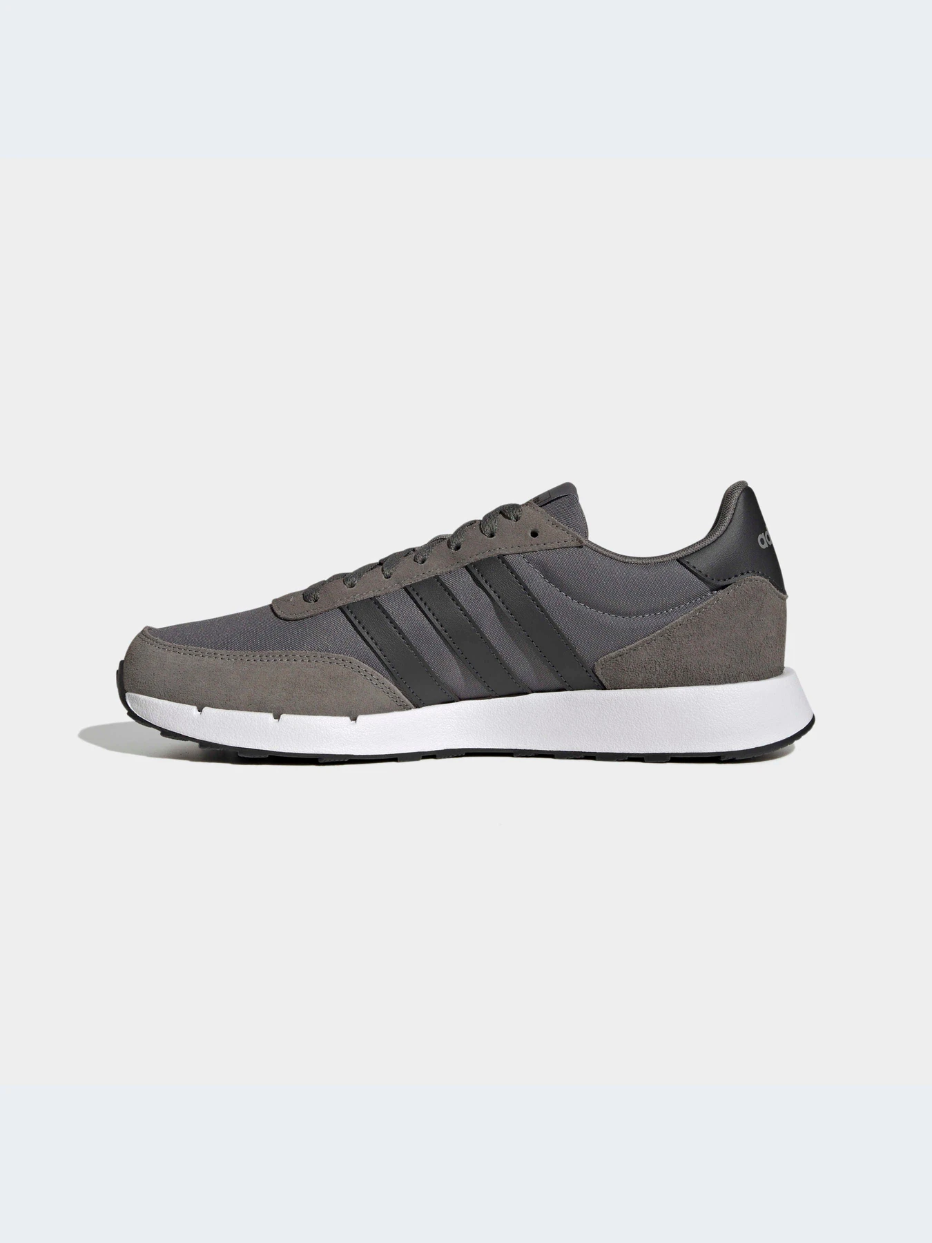 Кроссовки Adidas модель GX1740-KZ Кроссовки Adidas модель GX1740-KZ Фото