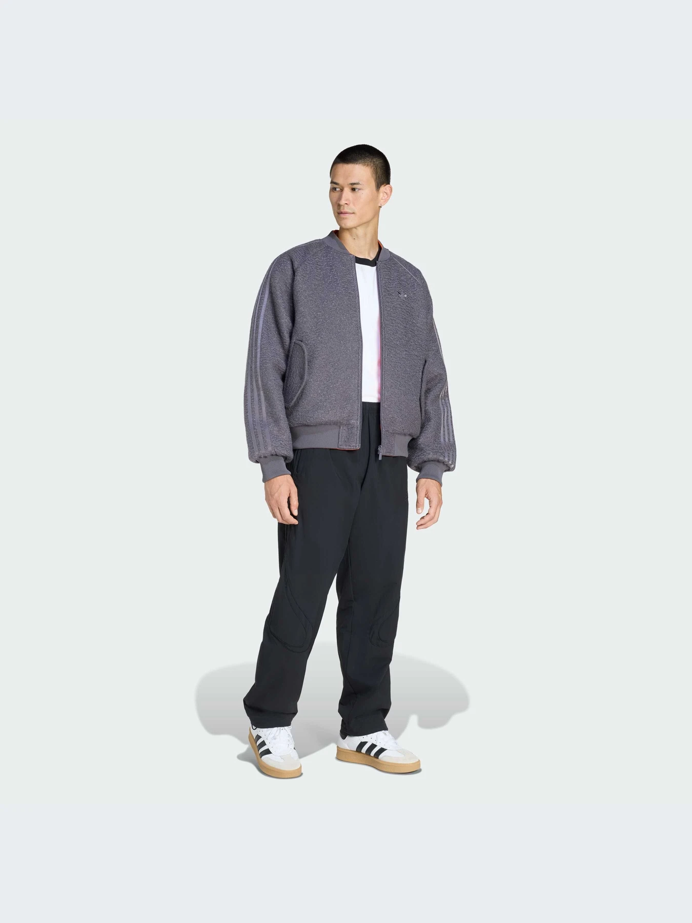 Куртки и дубленки Adidas Superstar модель KR7618-KZ Куртки и дубленки Adidas Superstar модель KR7618-KZ Фото