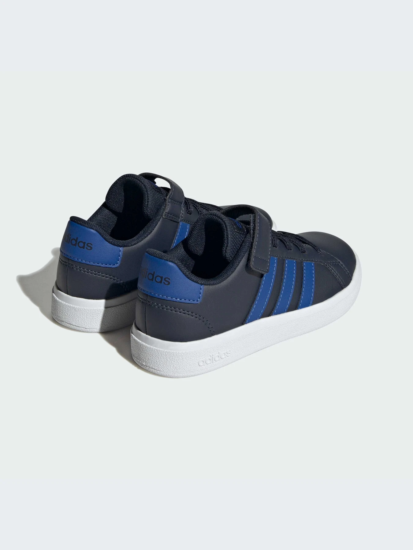 Кроссовки Adidas модель IG4839-KZ Кроссовки Adidas модель IG4839-KZ Фото
