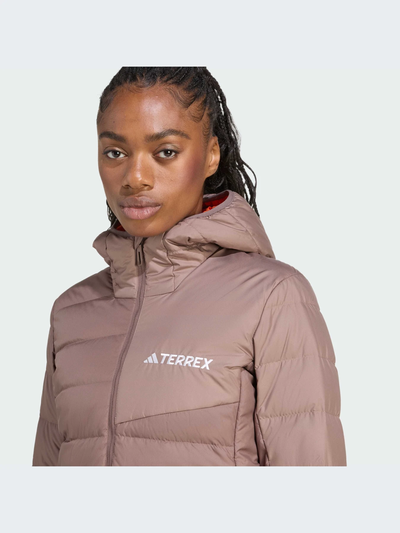 Куртки и дубленки Adidas модель JZ9992-KZ Куртки и дубленки Adidas модель JZ9992-KZ Фото