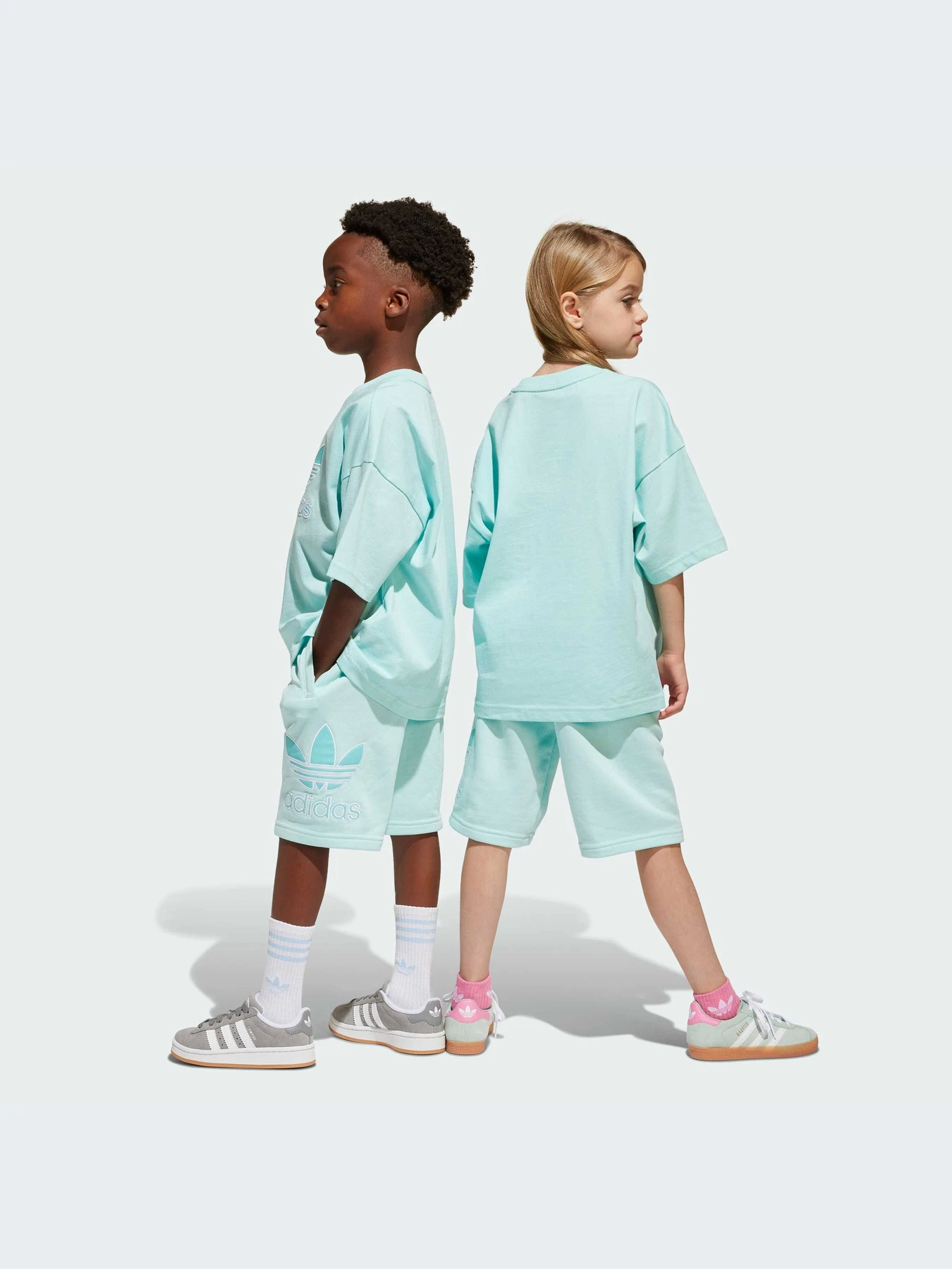 Костюмы Adidas Adicolor модель JC7876-KZ Костюмы Adidas Adicolor модель JC7876-KZ Фото