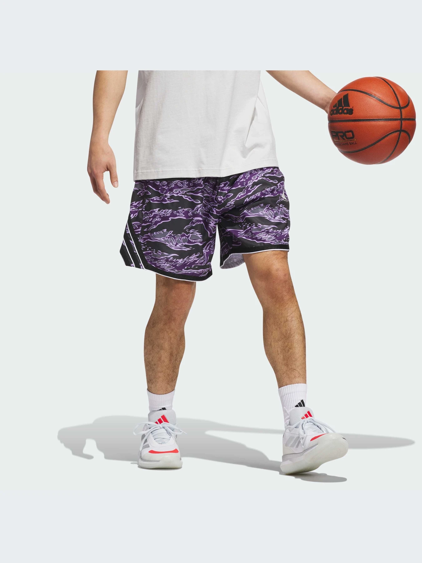 Шорты Adidas модель JV6911-KZ Шорты Adidas модель JV6911-KZ Фото