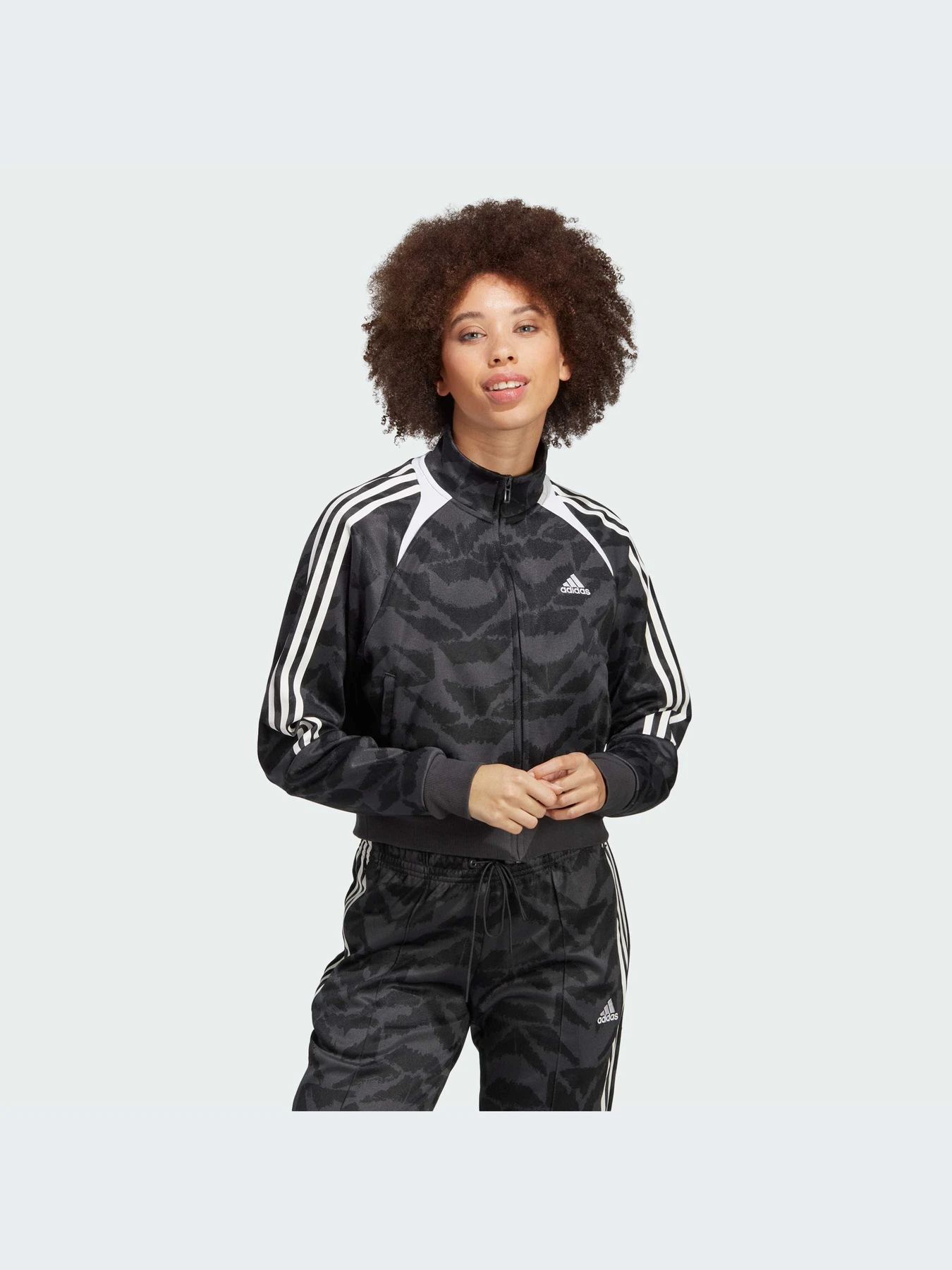 Худи и свитшоты Adidas модель IC6649-KZ Худи и свитшоты Adidas модель IC6649-KZ Фото