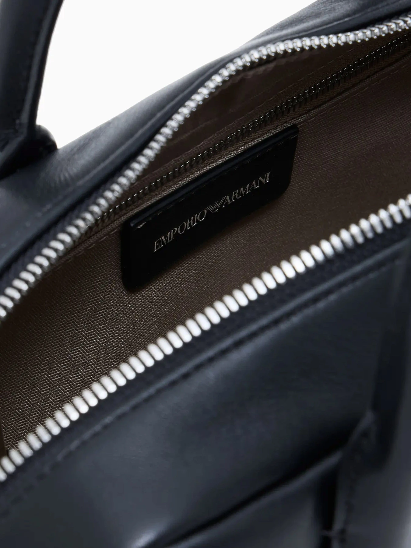 Сумки Emporio Armani модель EW003824-AF18673-UC001 Фото