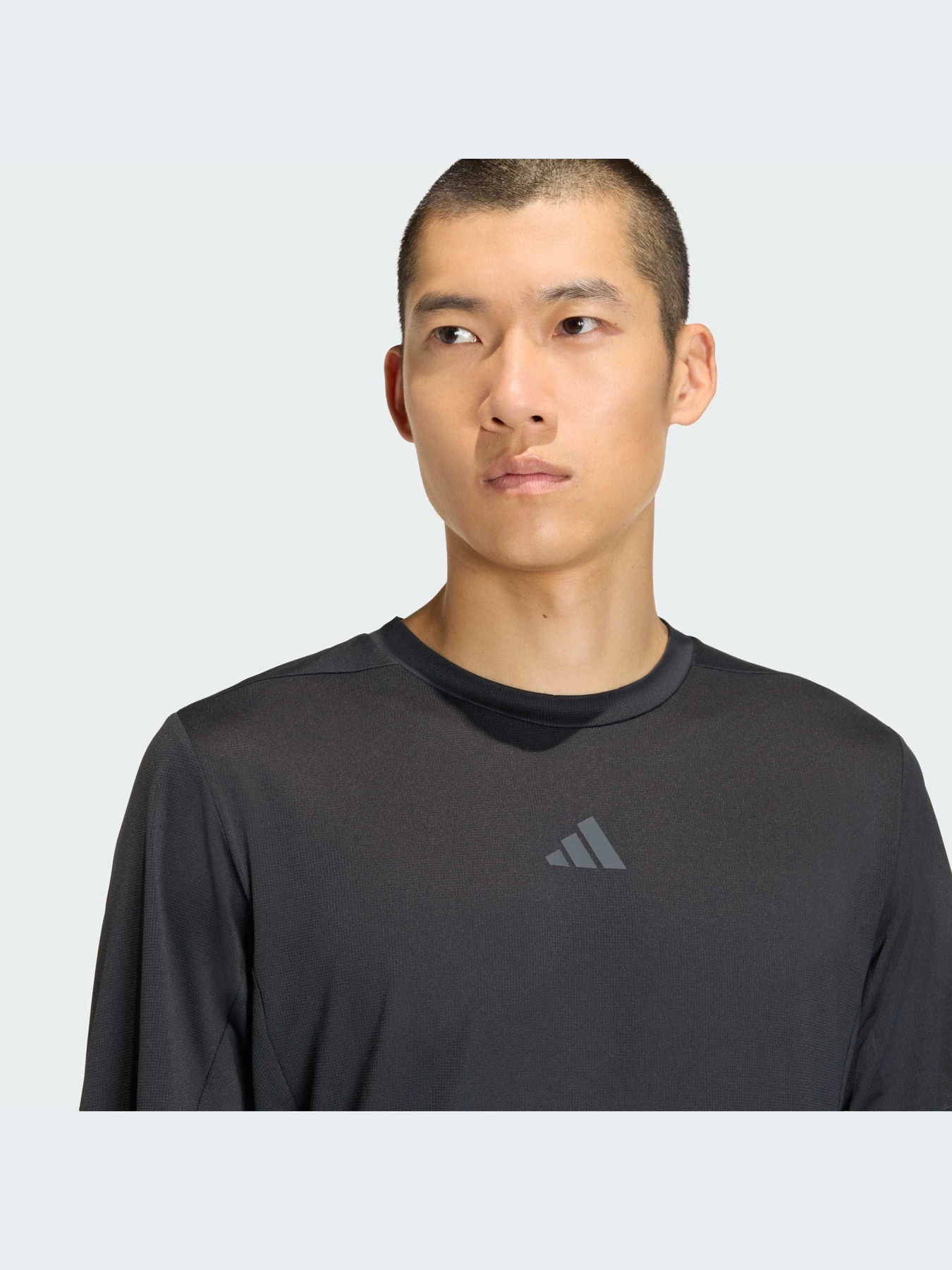 Футболки и поло Adidas модель KE9932-KZ Футболки и поло Adidas модель KE9932-KZ Фото